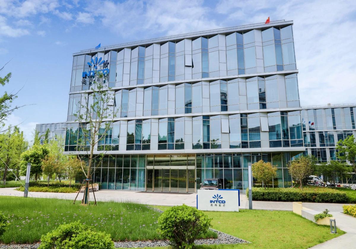 INTCO Medical Shanghai Office managing domestic sales, international trade, and customer service for medical supplies and healthcare products.