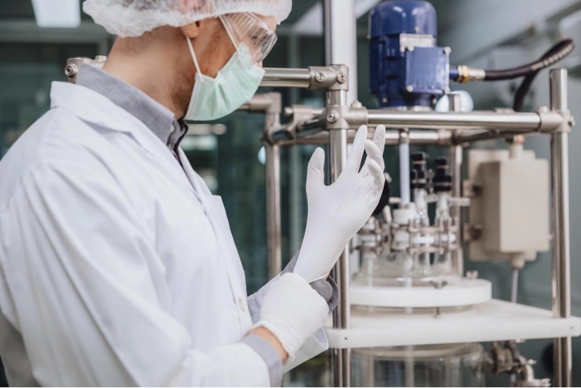 Best Chemical Resistant Nitrile Gloves