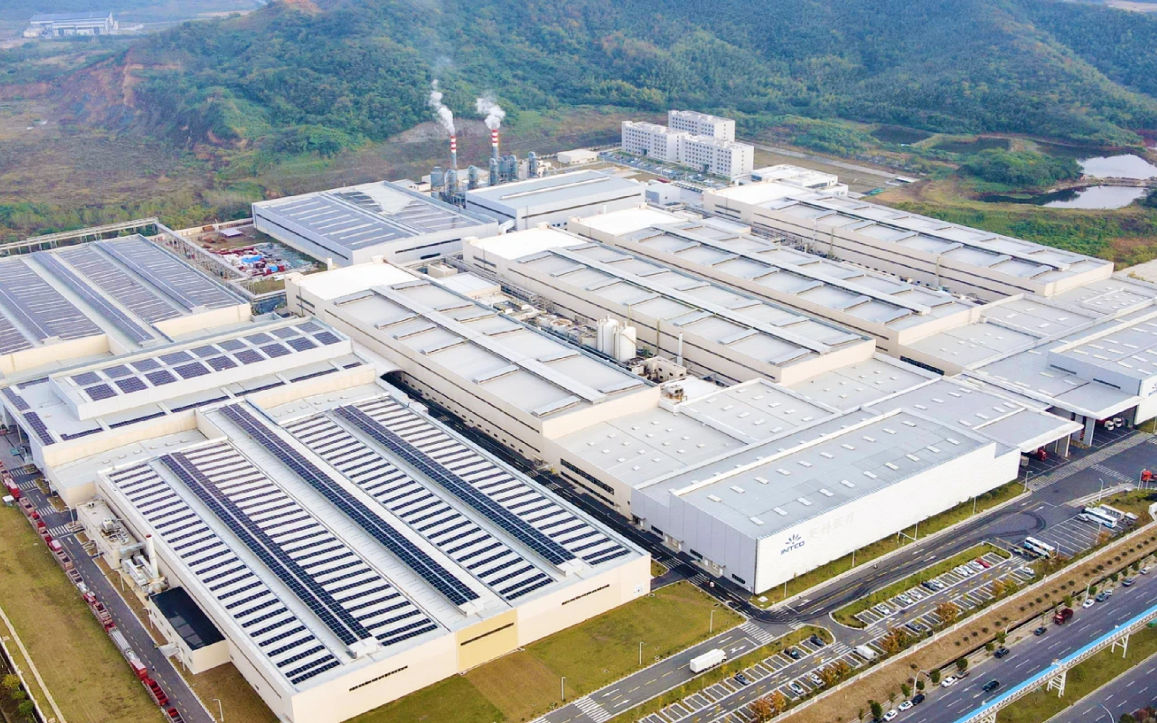 INTCO Medical Jiujiang Production Base Supporting Global Glove Supply