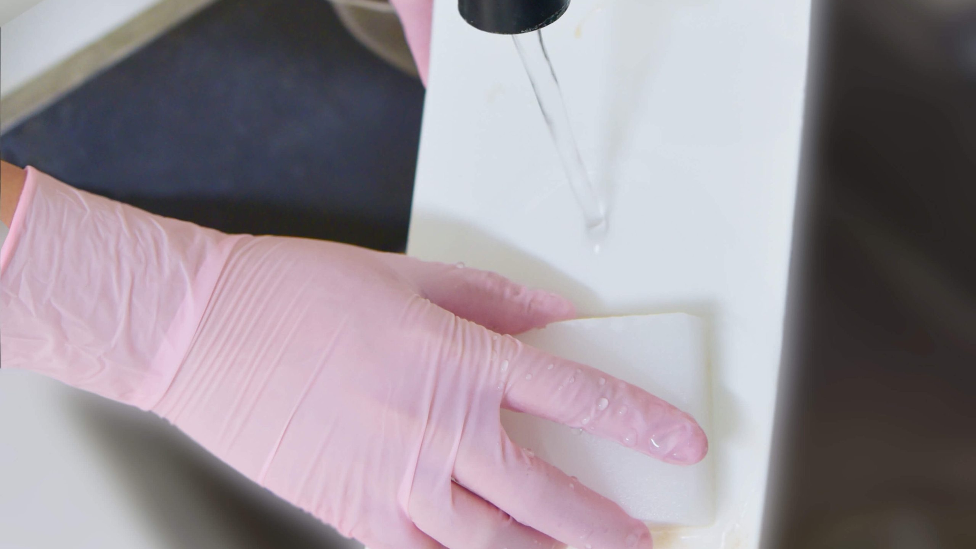 INTCO Medical Synguard G3 Nitrile GlovesMake Your Housework Easier
