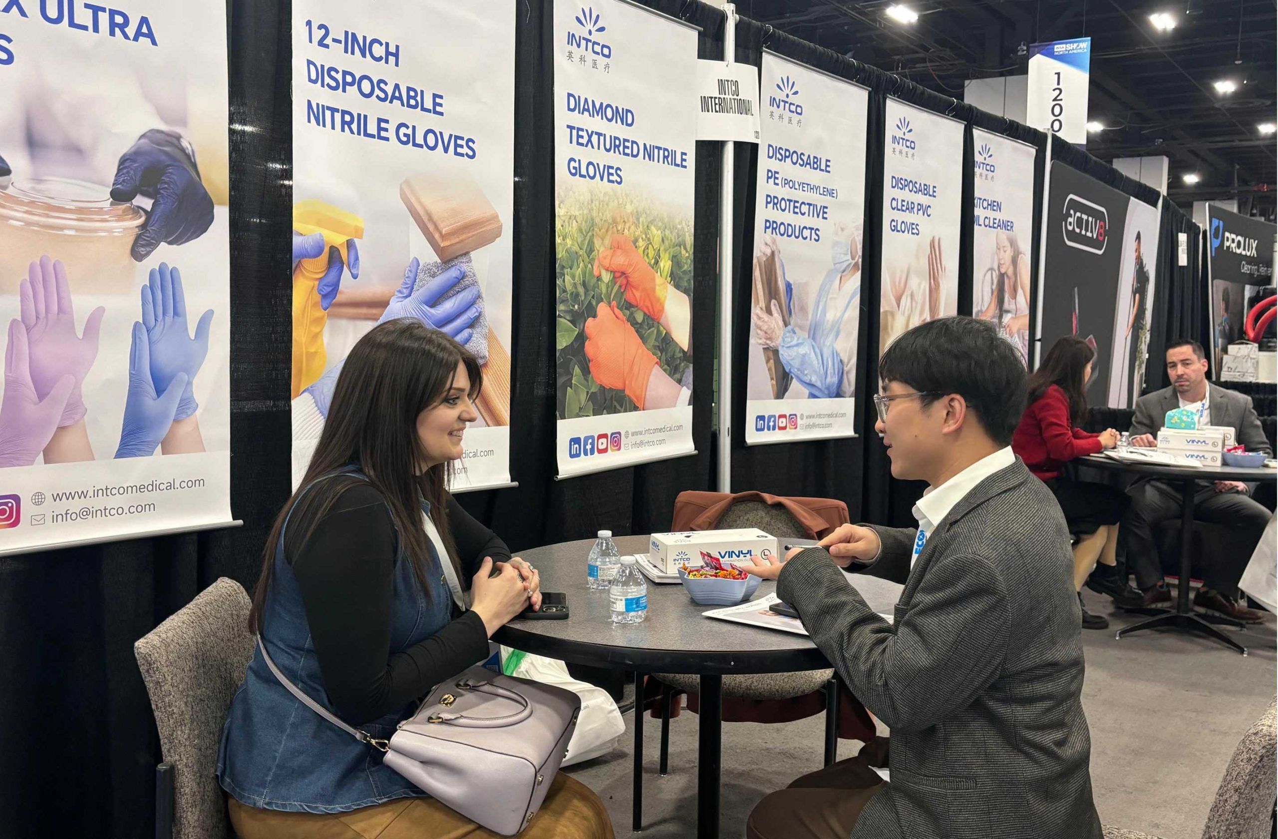 Recently, INTCO Medical participated in the ISSA Show North America 2024, one of the region's largest and most influential cleaning and hygiene exhibitions. The event in Las Vegas attracted a diverse array of industry professionals, providing a dynamic platform for showcasing cutting-edge products and solutions in the cleaning and hygiene sector. INTCO Medical, a leading manufacturer of medical consumables and durable medical equipment, took this opportunity to present its latest innovations and technologies to a global audience. At the exhibition, INTCO Medical showcased a wide range of products that garnered significant attention and praise from both existing and prospective customers. Key highlights included its disposable gloves, such as the diamond textured nitrile gloves, TPE gloves, and vinyl gloves, all of which were praised for their durability, comfort, and high-quality materials. Additionally, the company presented its medical masks, bouffant caps, and tampons, which are essential for maintaining hygiene in medical and industrial settings. Another core product line, physiotherapy care items, such as kitchen oil cleaners, toilet cleaning powder, and instant cold packs, were also featured, receiving positive feedback for their practicality and effectiveness in improving daily health and hygiene routines. Participating in the ISSA Show North America provided INTCO Medical with invaluable exposure to the North American market and beyond, allowing the company to strengthen its presence in the global healthcare and cleaning industry. The exhibition allowed INTCO Medical to interact with a wide range of industry professionals, expand its network, and better understand the latest trends and technological advancements in the field. This platform is crucial for fostering collaboration, promoting the company’s brand, and reinforcing its commitment to delivering high-quality products that meet the evolving needs of customers worldwide. Looking ahead, INTCO Medical remains committed to further expanding its product portfolio and strengthening its position in the global market. By participating in key industry events like the ISSA Show, the company aims to continue innovating and developing solutions that enhance health and hygiene standards across various industries. As the company moves forward, INTCO Medical is poised to build on its success, providing even more advanced and practical solutions to clients worldwide.