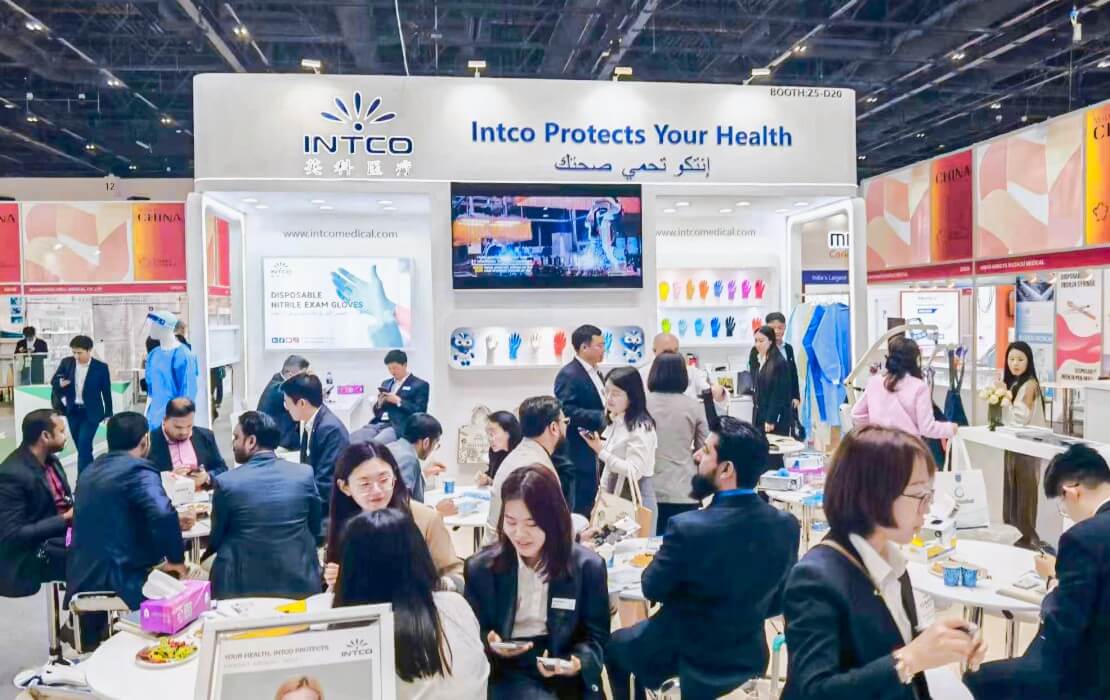 EXHIBITION SCENE