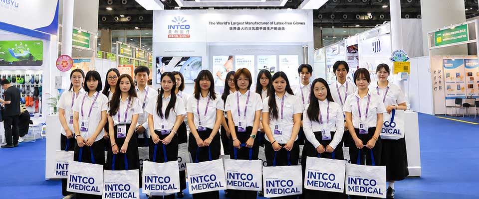 INTCO Medical demonstrated large-scale glove manufacturing and global healthcare supply strength at the 139th Canton Fair.