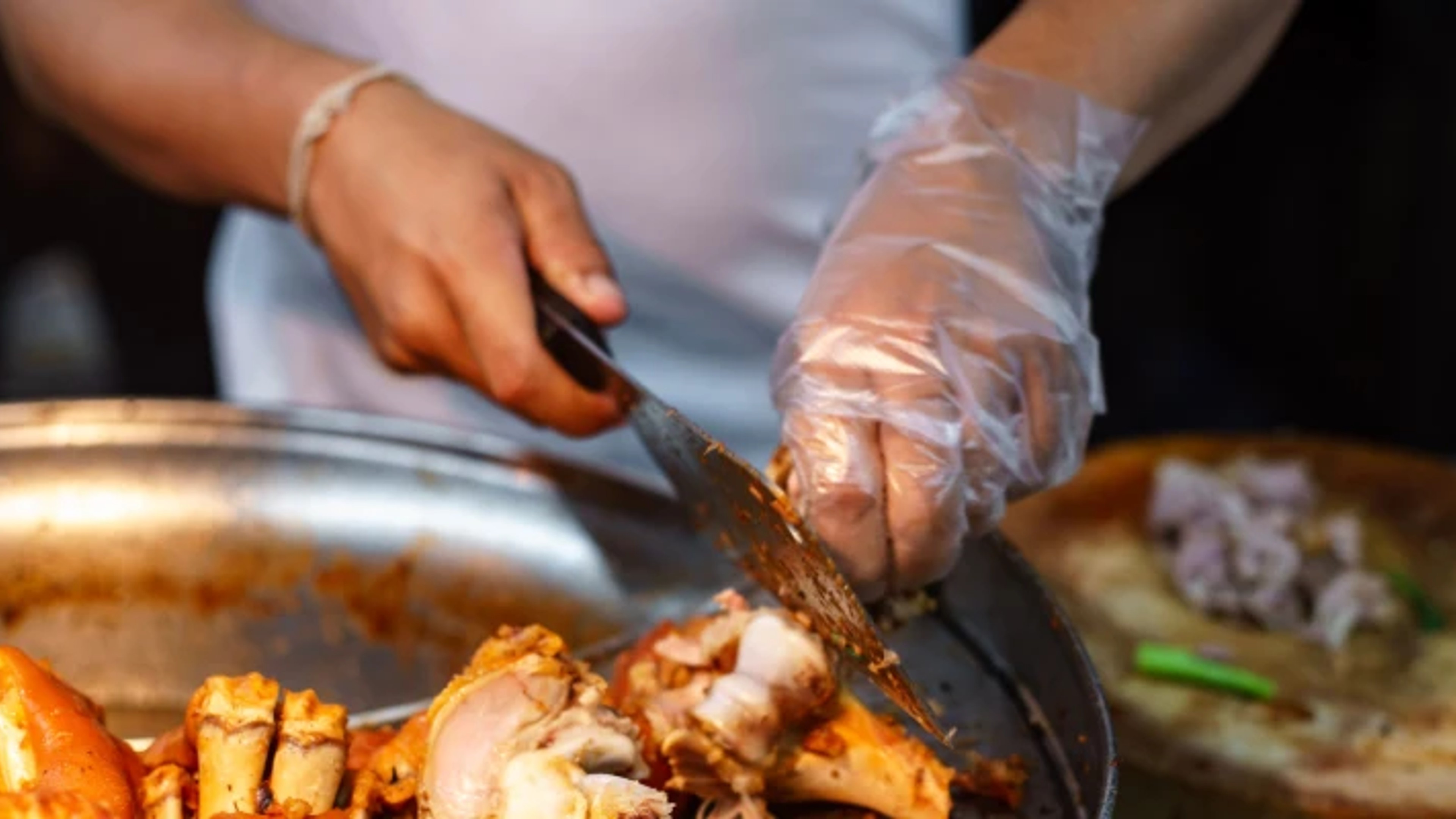 PE vs CPE vs TPE gloves vs compostable gloves: buyer’s guide