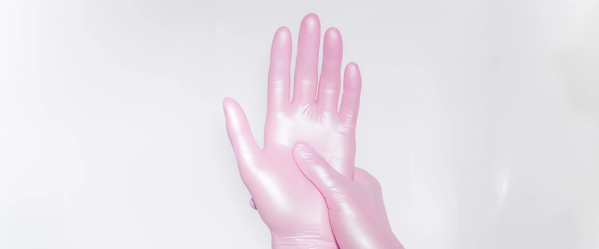 Pearlescent Gloves Launched: Top 5 Reasons Beauty Professionals Are Switching to Shiny Gloves