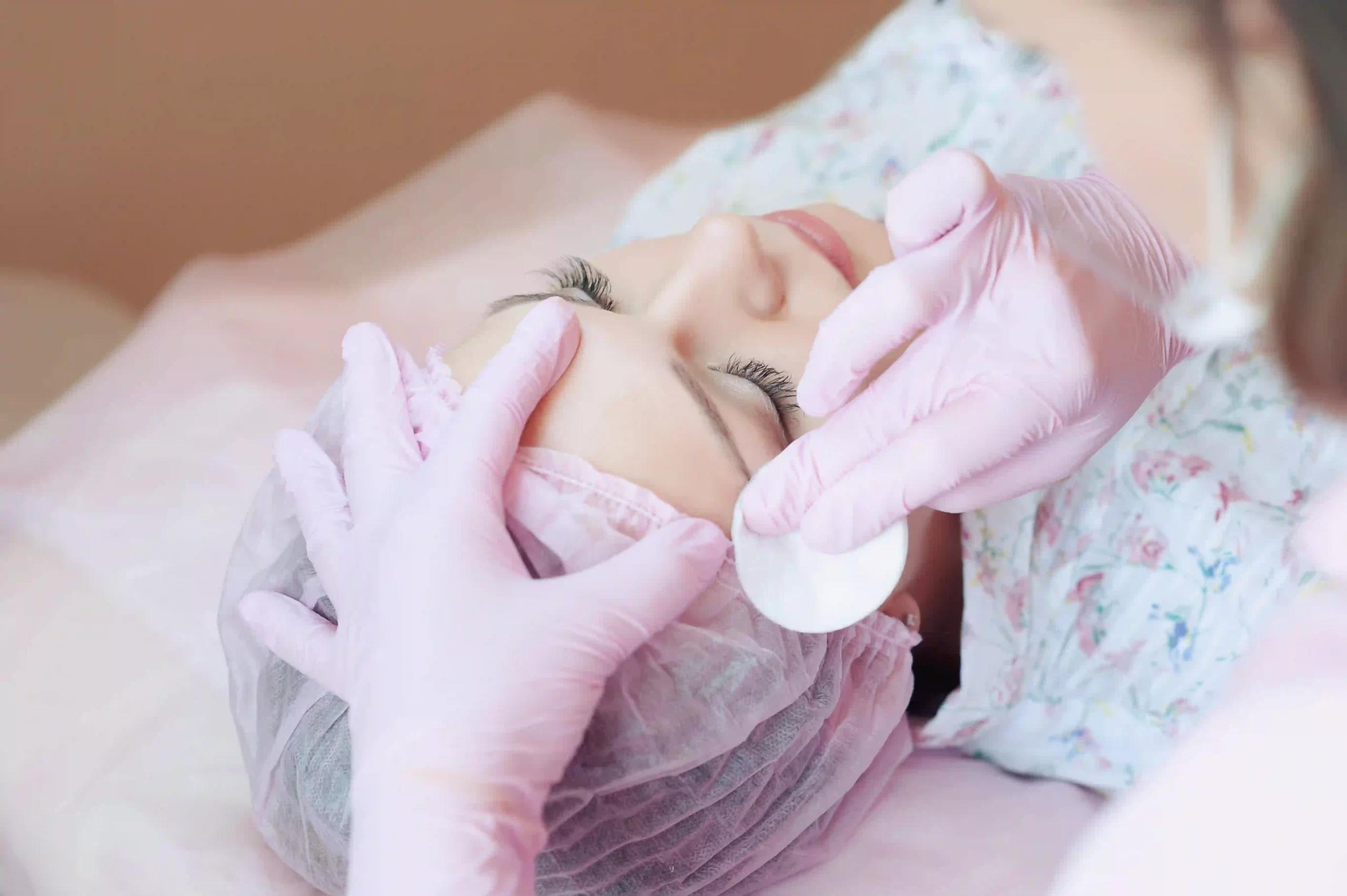 Exploring the Advantages of Powder-Free Gloves in Daily Use