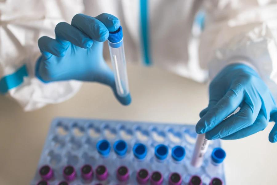 How to Choose a Medical Glove Supplier: Buyer’s Guide 2026