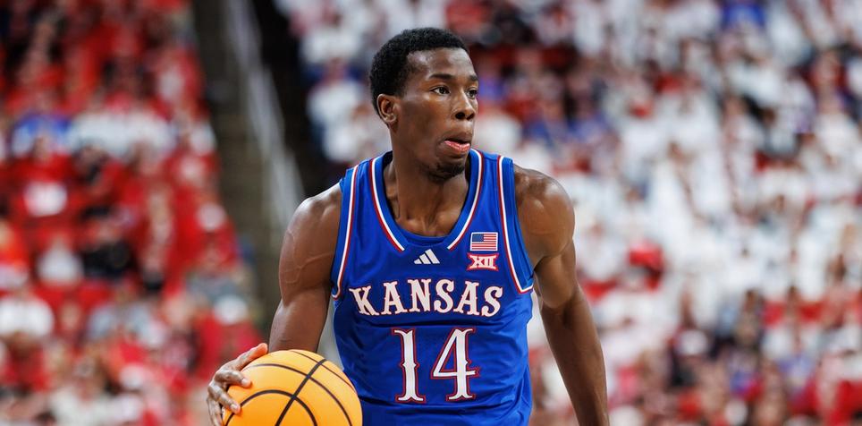 Arizona vs Kansas College Basketball Prediction, Odds, Picks, Best Bets for Feb. 9