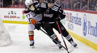 Golden Knights vs Ducks Prediction, Odds, Moneyline, Spread & Over