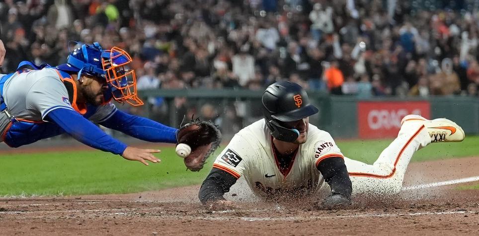 Red Sox vs Giants Prediction, Odds, Moneyline, Spread & Over/Under for May 1