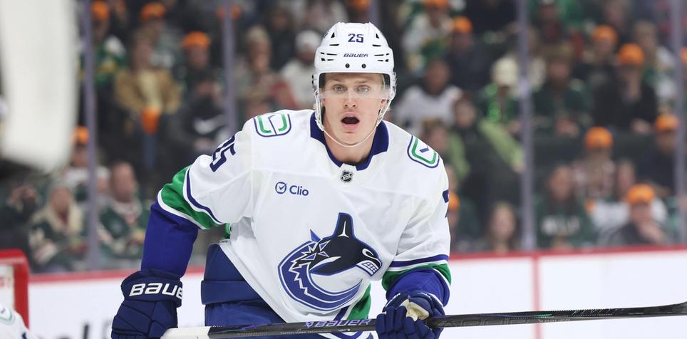 Avalanche vs Canucks NHL Prediction, Odds, Picks, Best Bets for Dec. 2