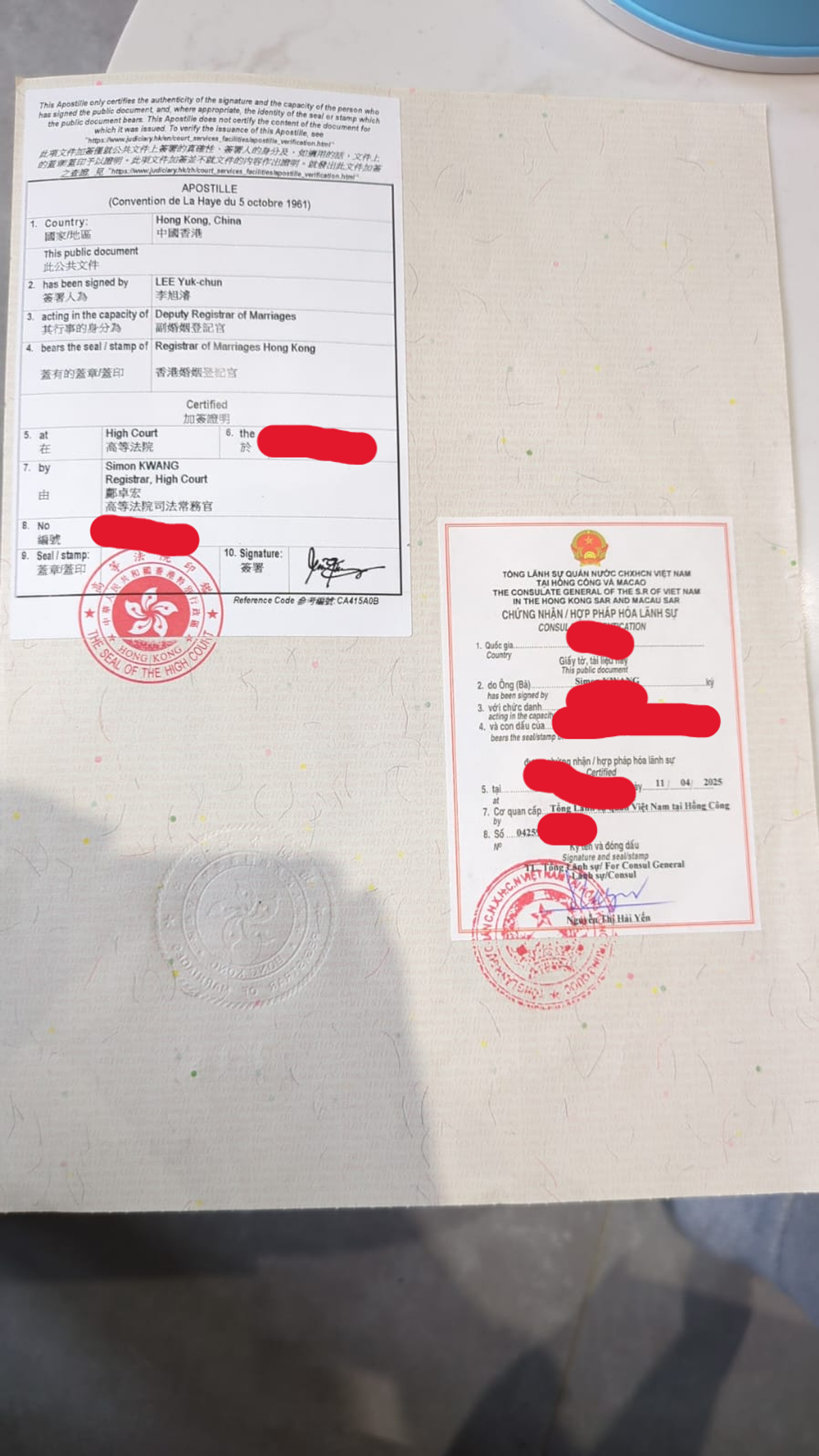 越南現代住宅外觀,綠意環繞的城市房地產。