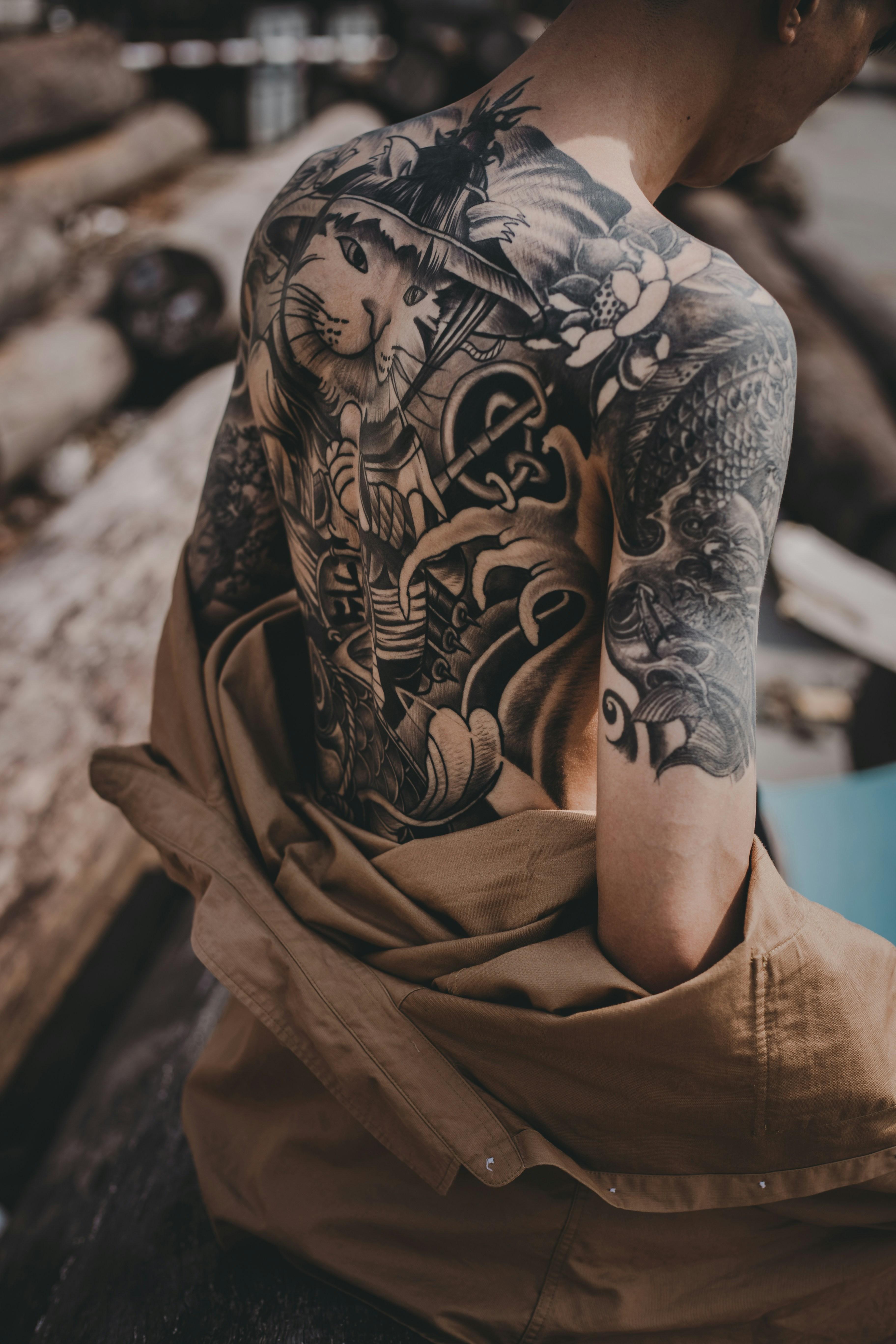 Detailed black-and-grey Japanese-style back piece