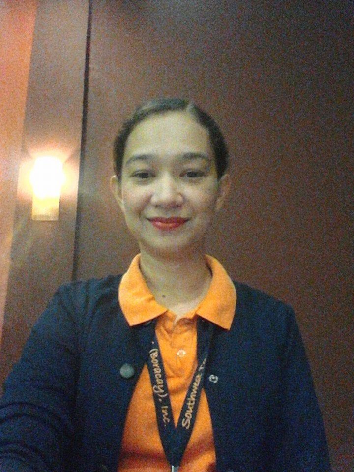 Mariel taking a selfie in Southwest Tours Boracay