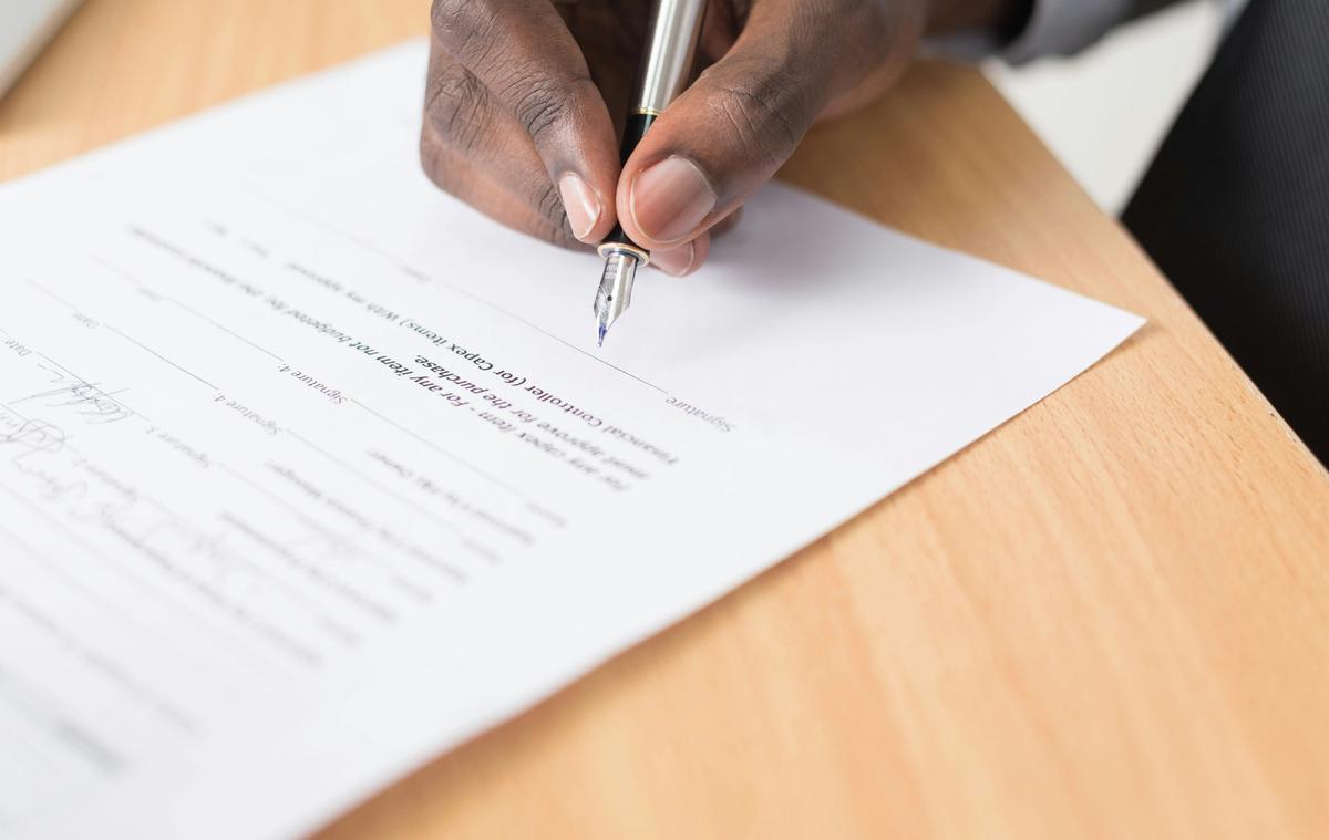 What is a free cover limit in employee benefits?  