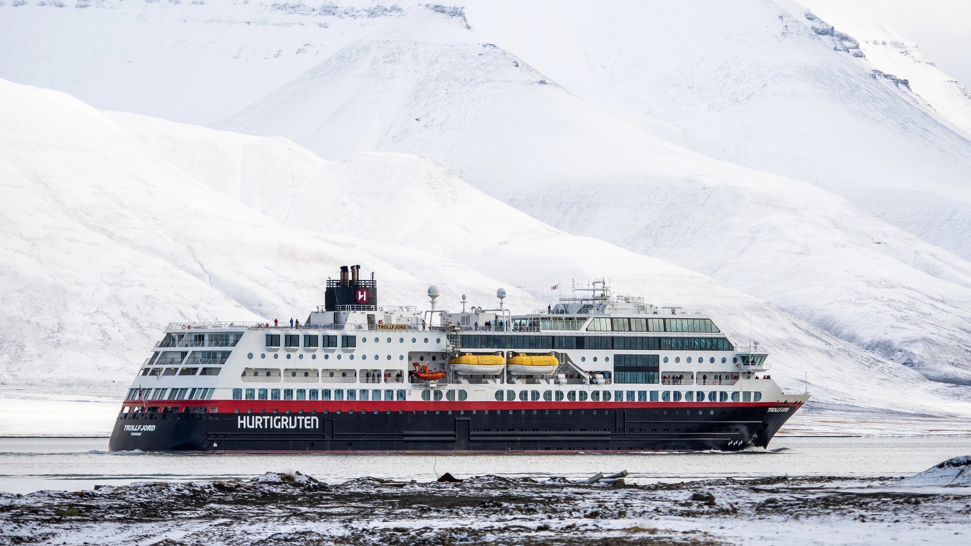 Eurosupply AS overtar LNS Spitsbergen Eurosupply Ship Chandler AS