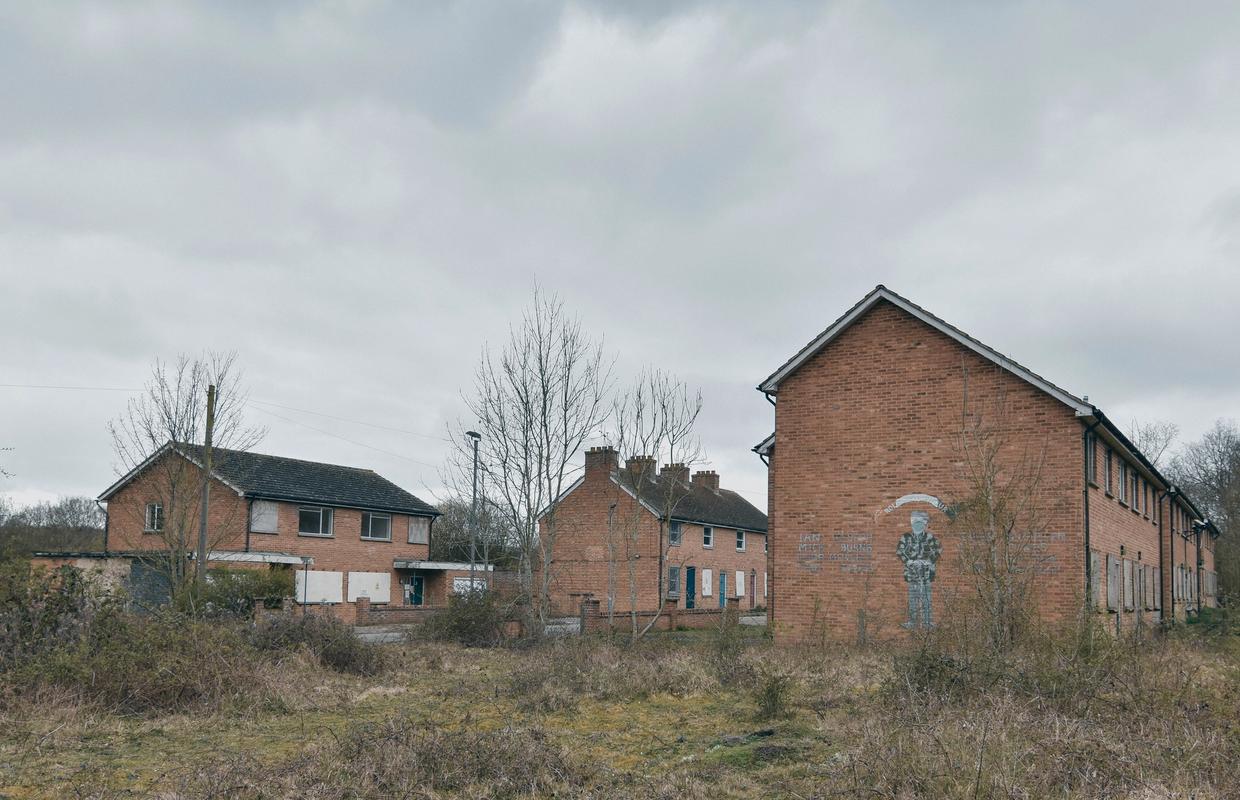 Cover Image for 123 Fake street