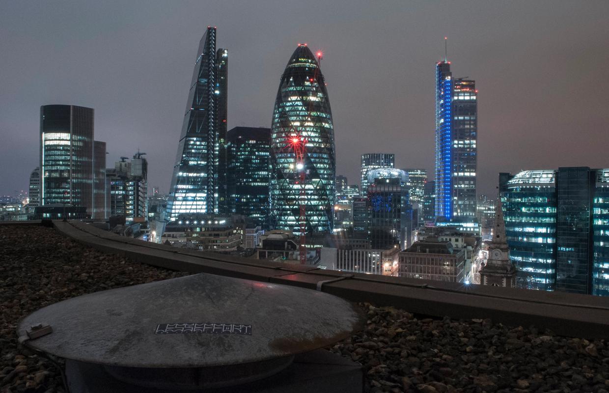 Cover Image for London roofs