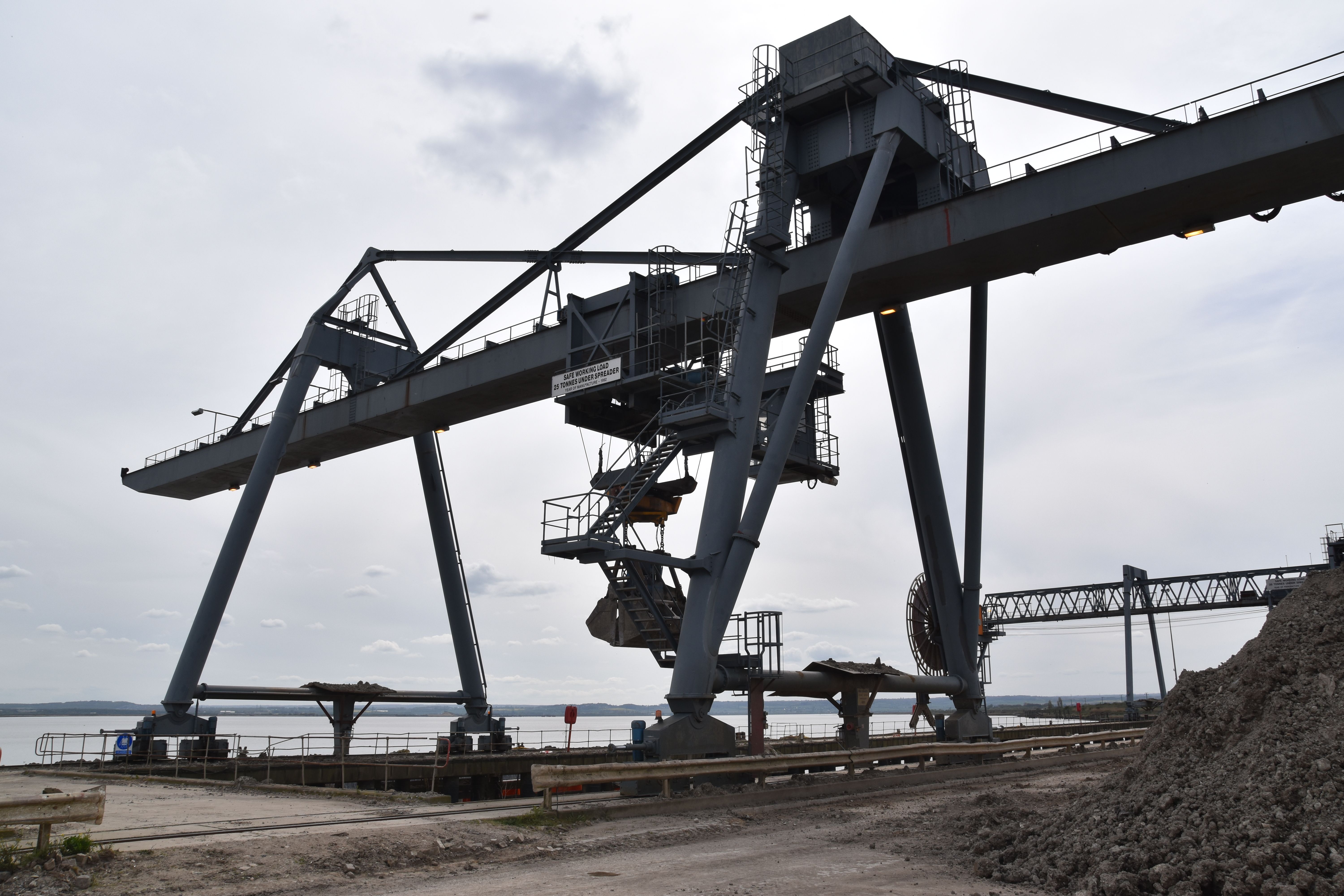 Cover Image for Mucking about