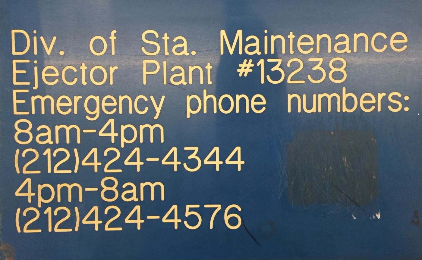 The original sign that inspired Router, found in the NYC subway station at Park and 33rd street.