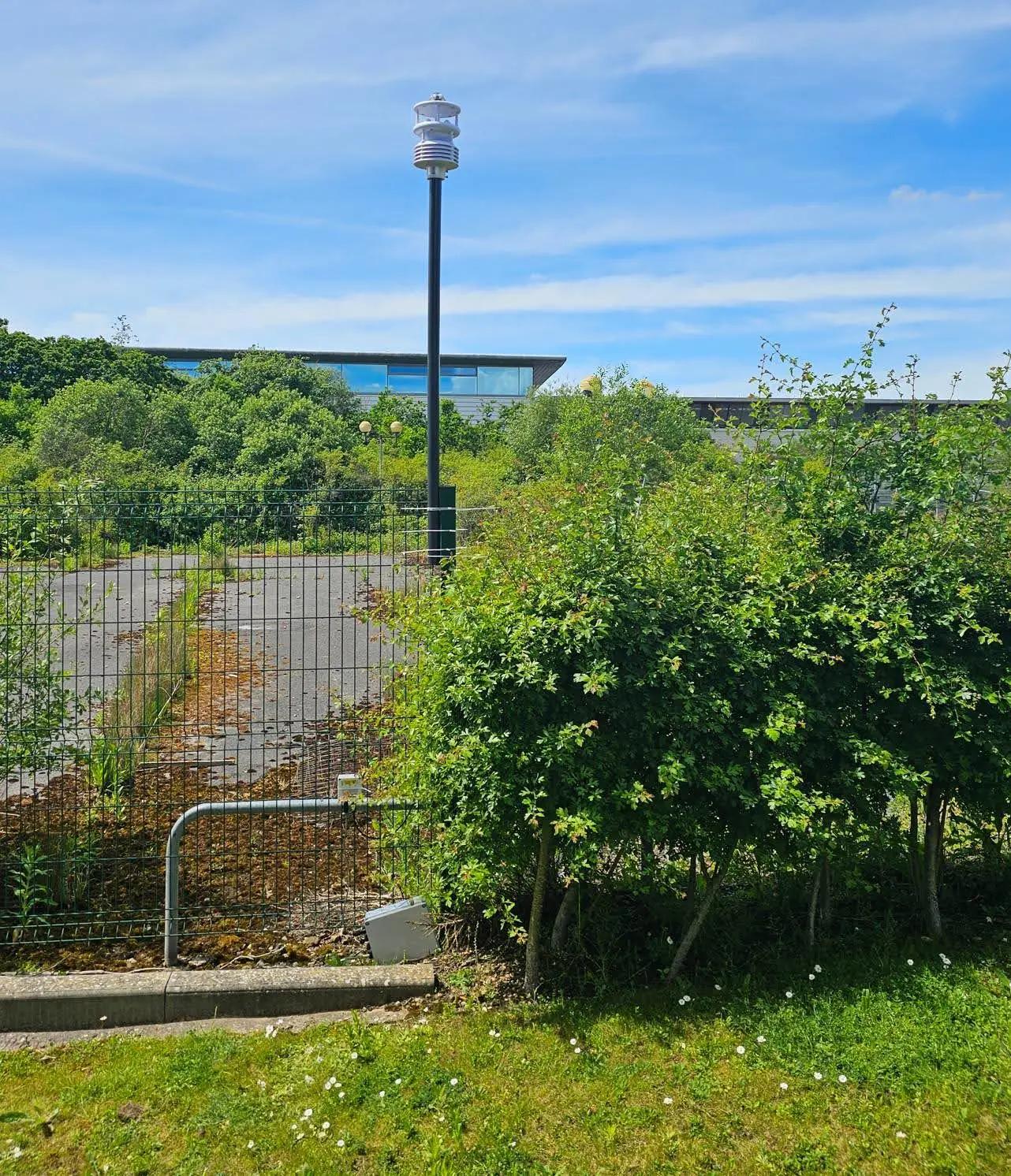 Real-time outdoor air quality monitoring dashboard for industrial compliance and safety teams