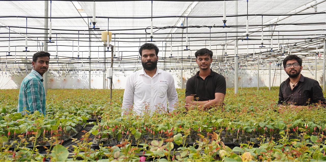 LoRaWAN Smart Farming Story : IoT-Based Greenhouse Monitoring & Automation