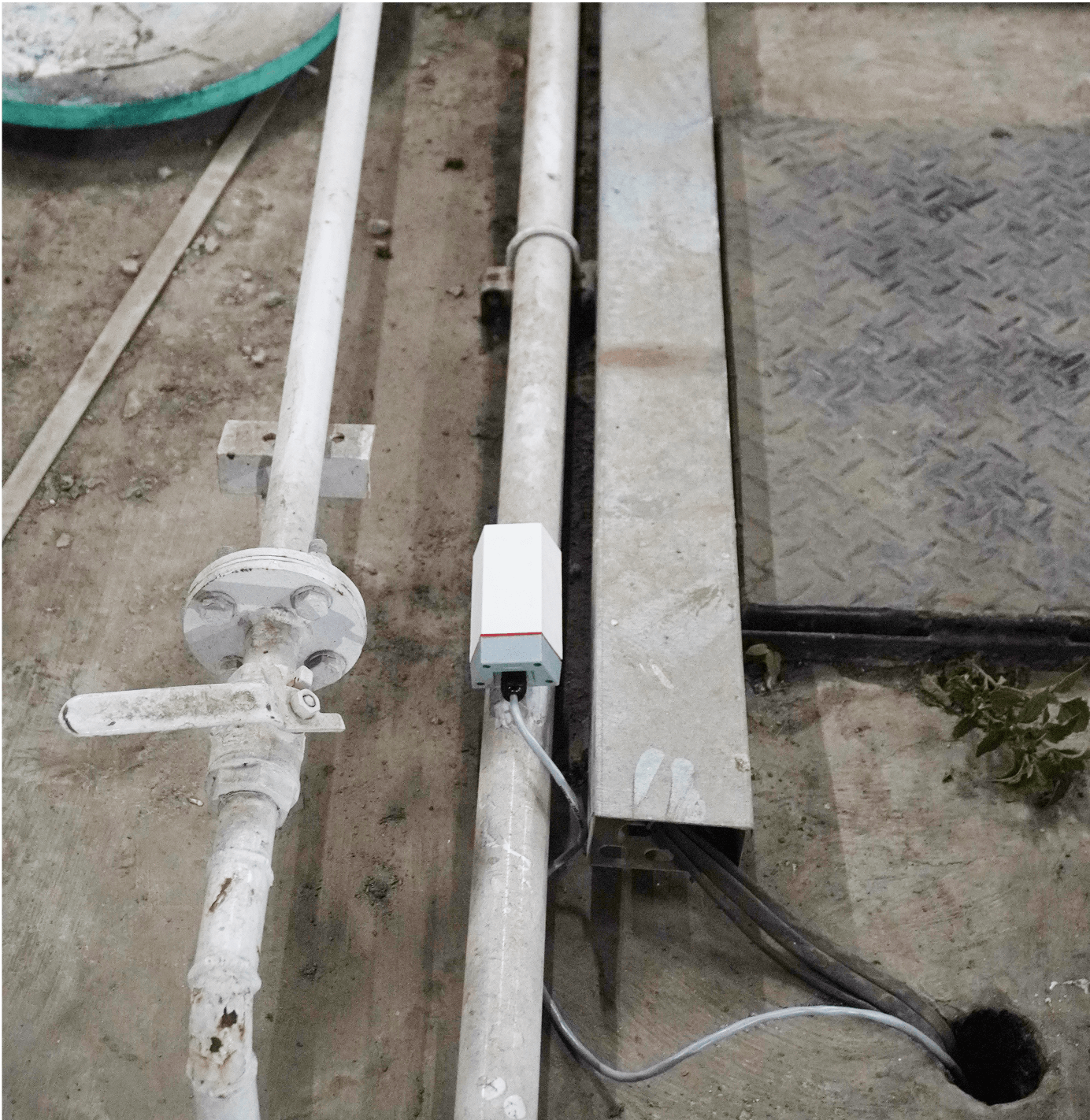 Steel plant drainage monitoring challenge with ultrasonic sensor installed in underground sump pit