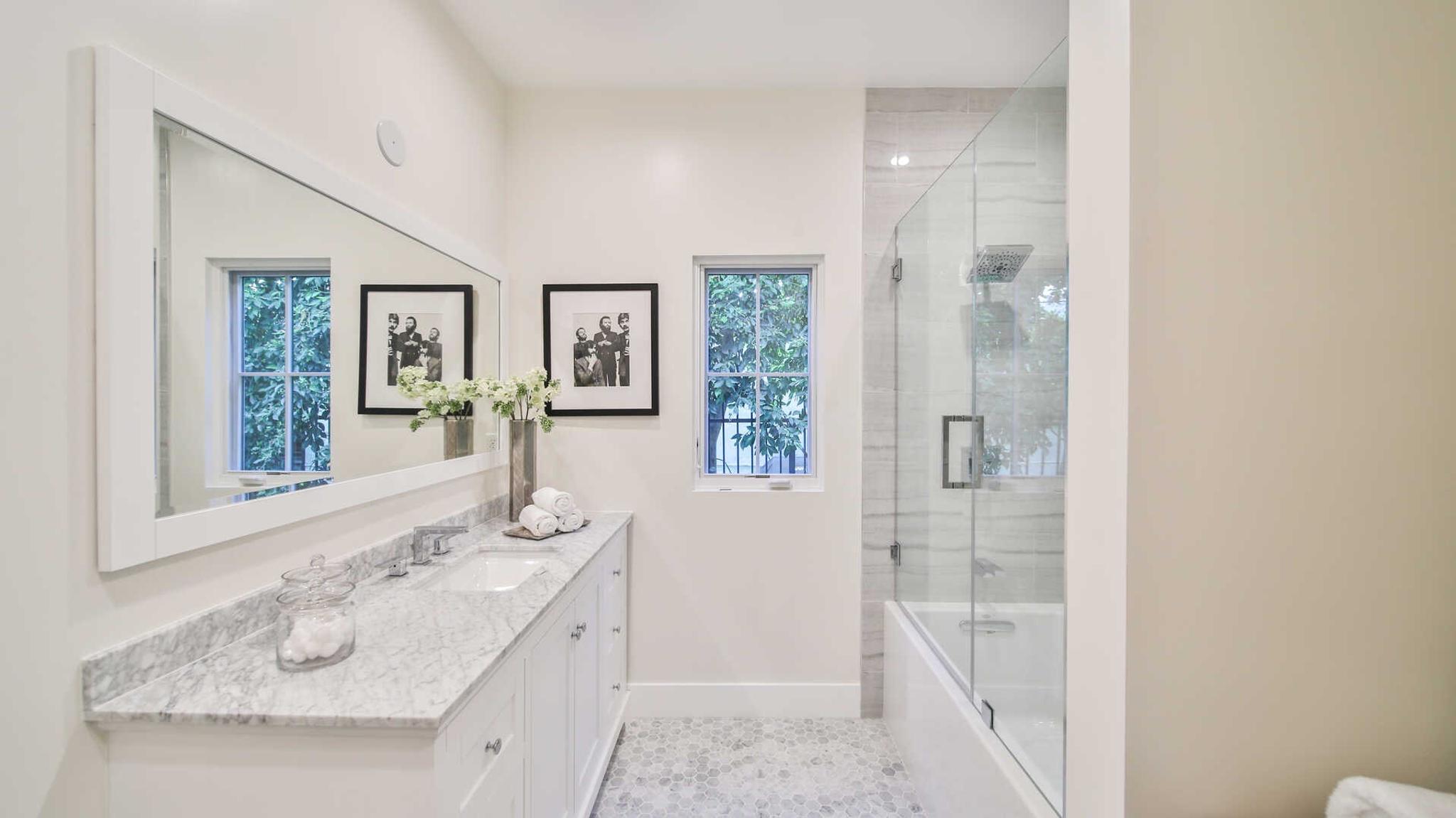 843 N Alfred St., view 2