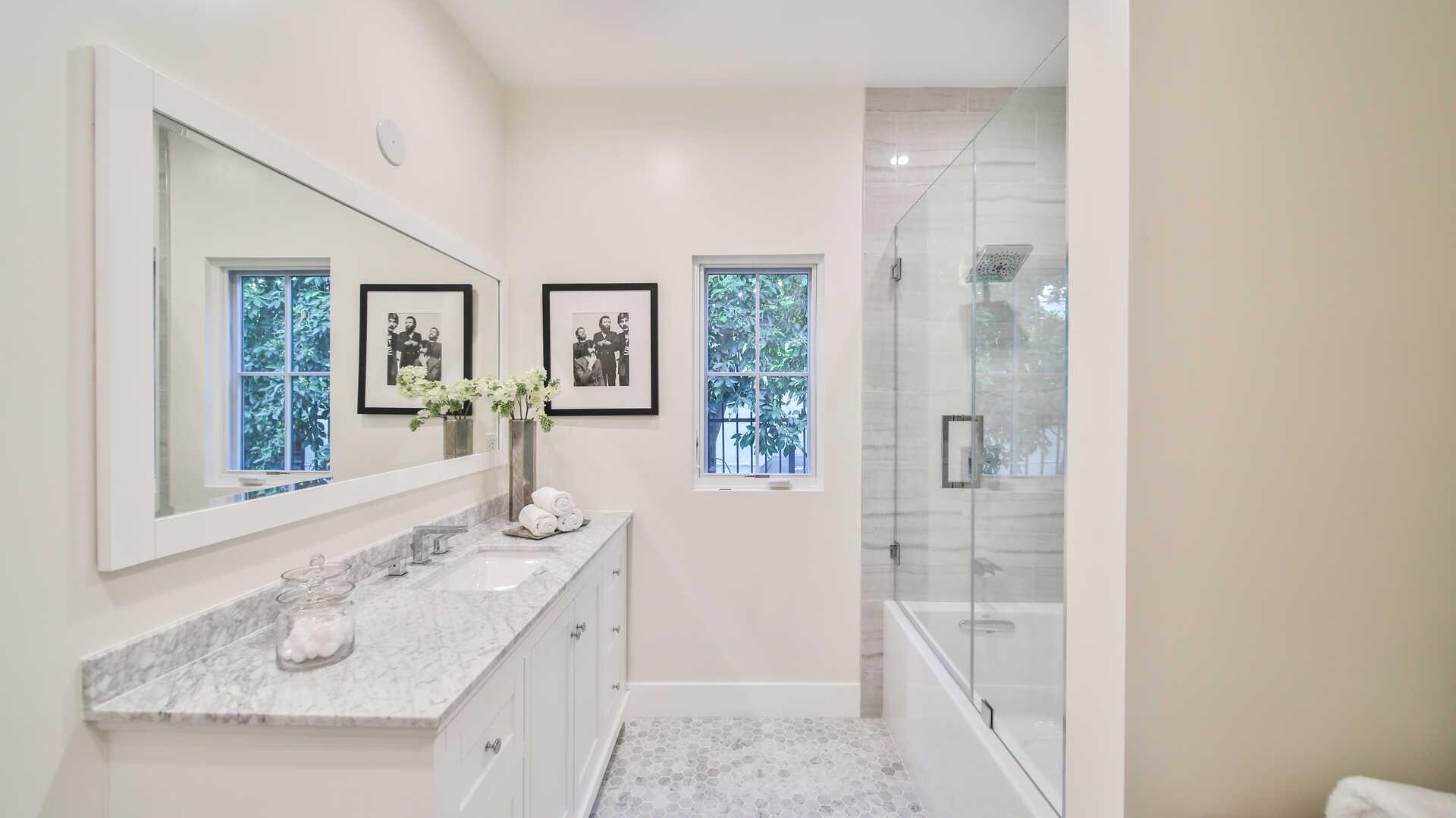 843 N Alfred St., view 2
