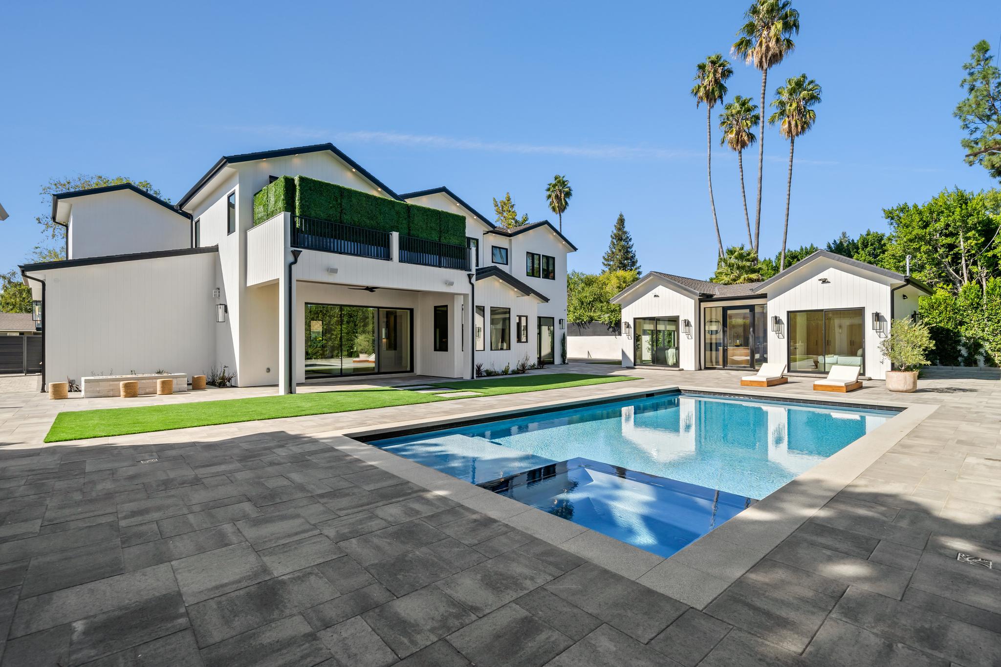 5414 Genesta Ave, view 3