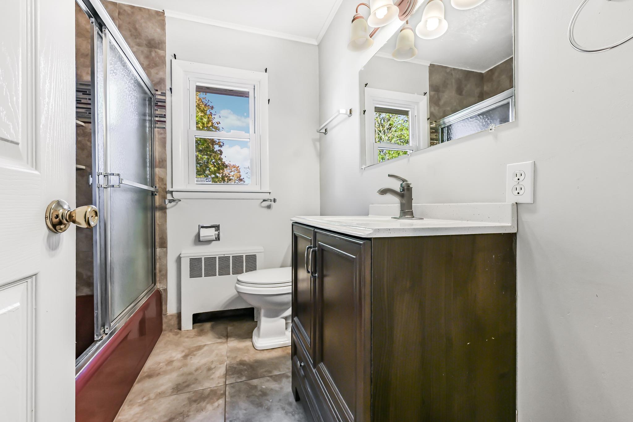 21 Harvard Rd, view 1