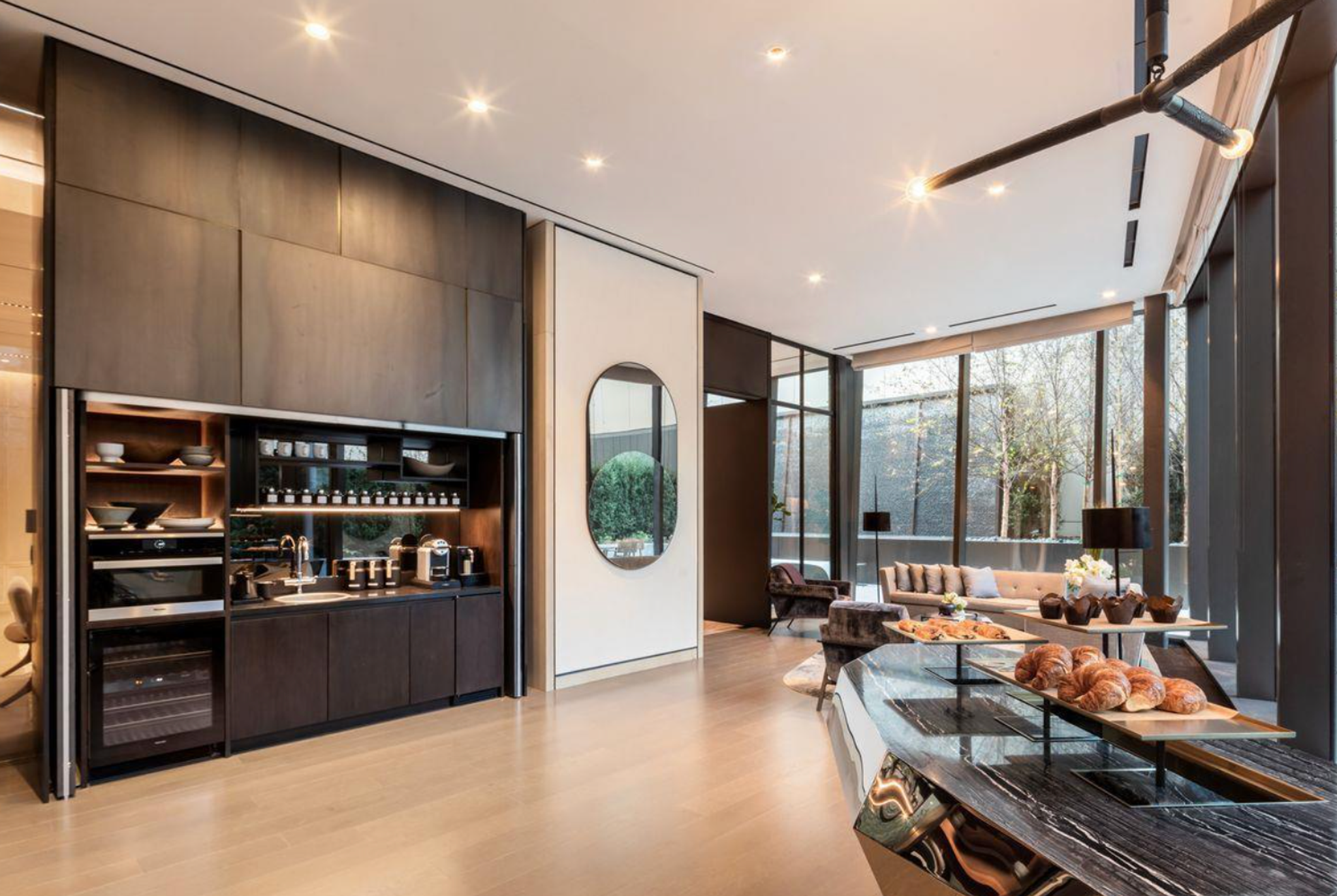 111 Murray St, view 1