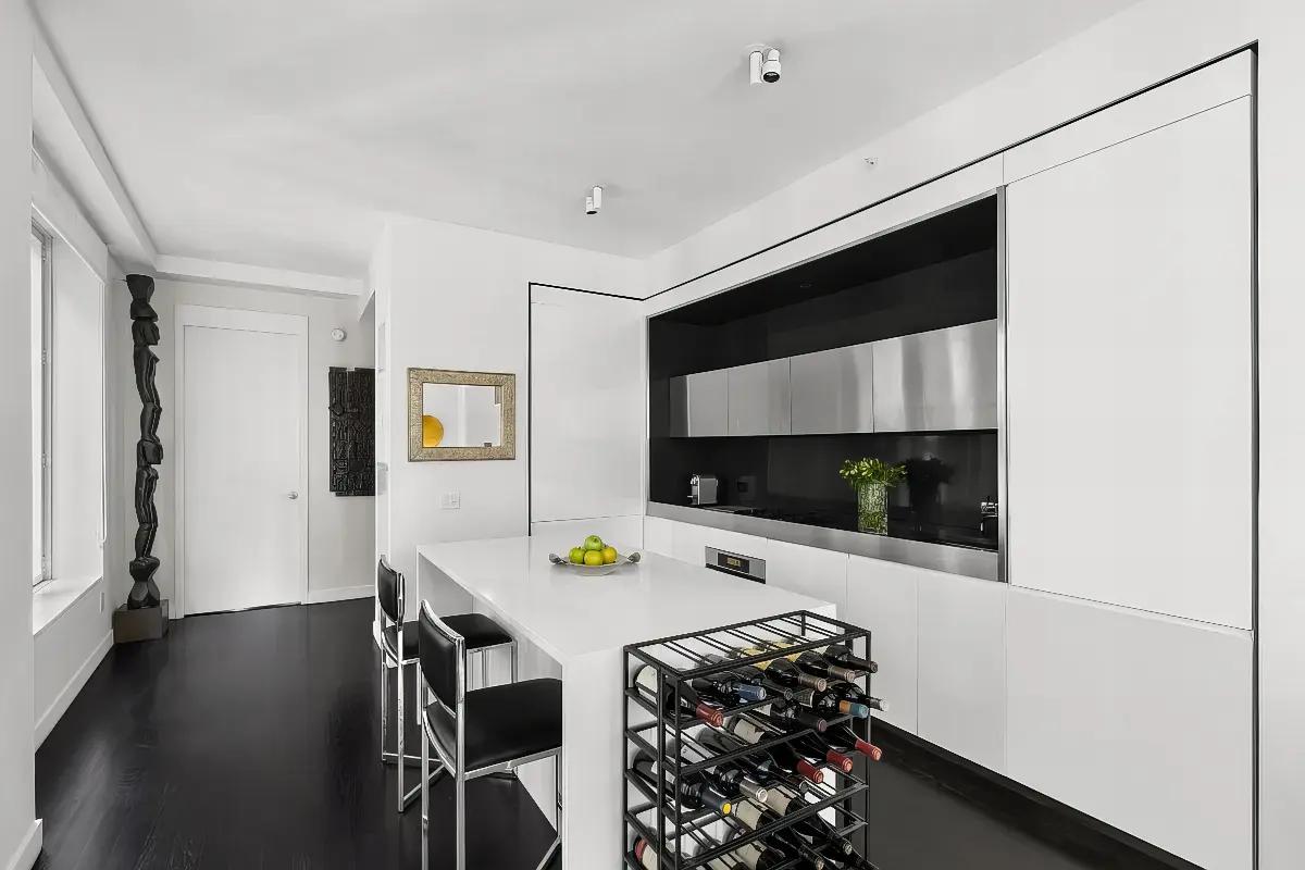 15 William Street, view 7