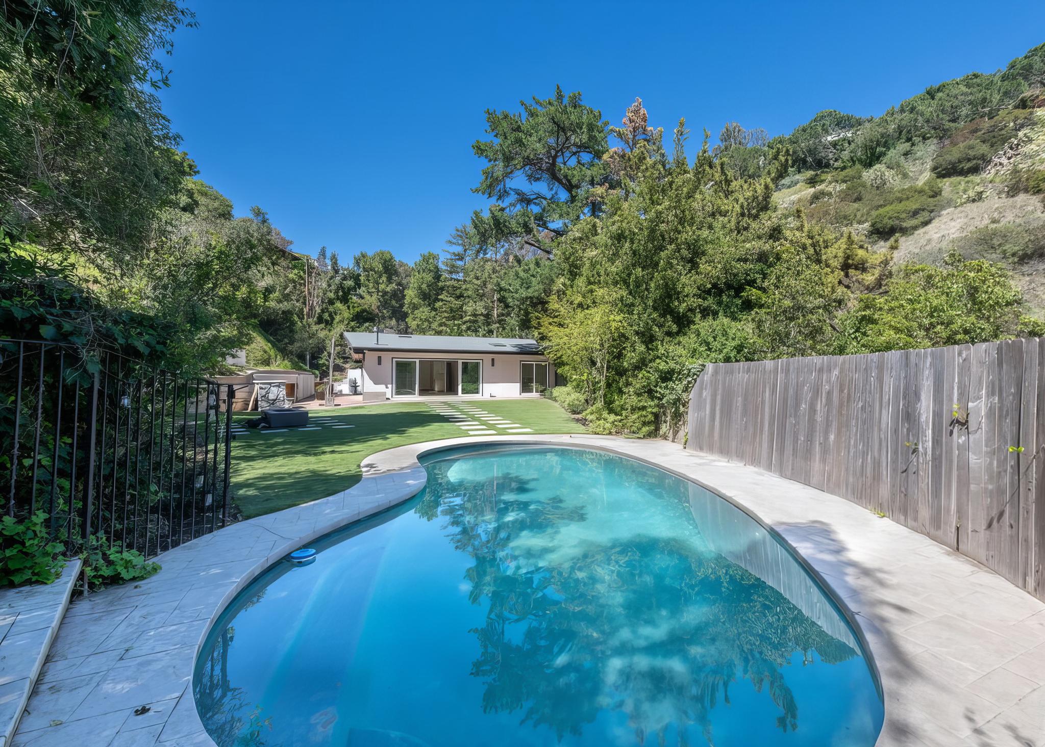10120 Cielo Dr, view 6