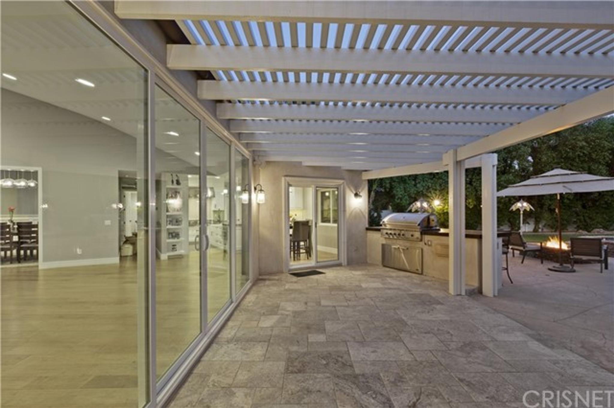 22950 Erwin St, view 15