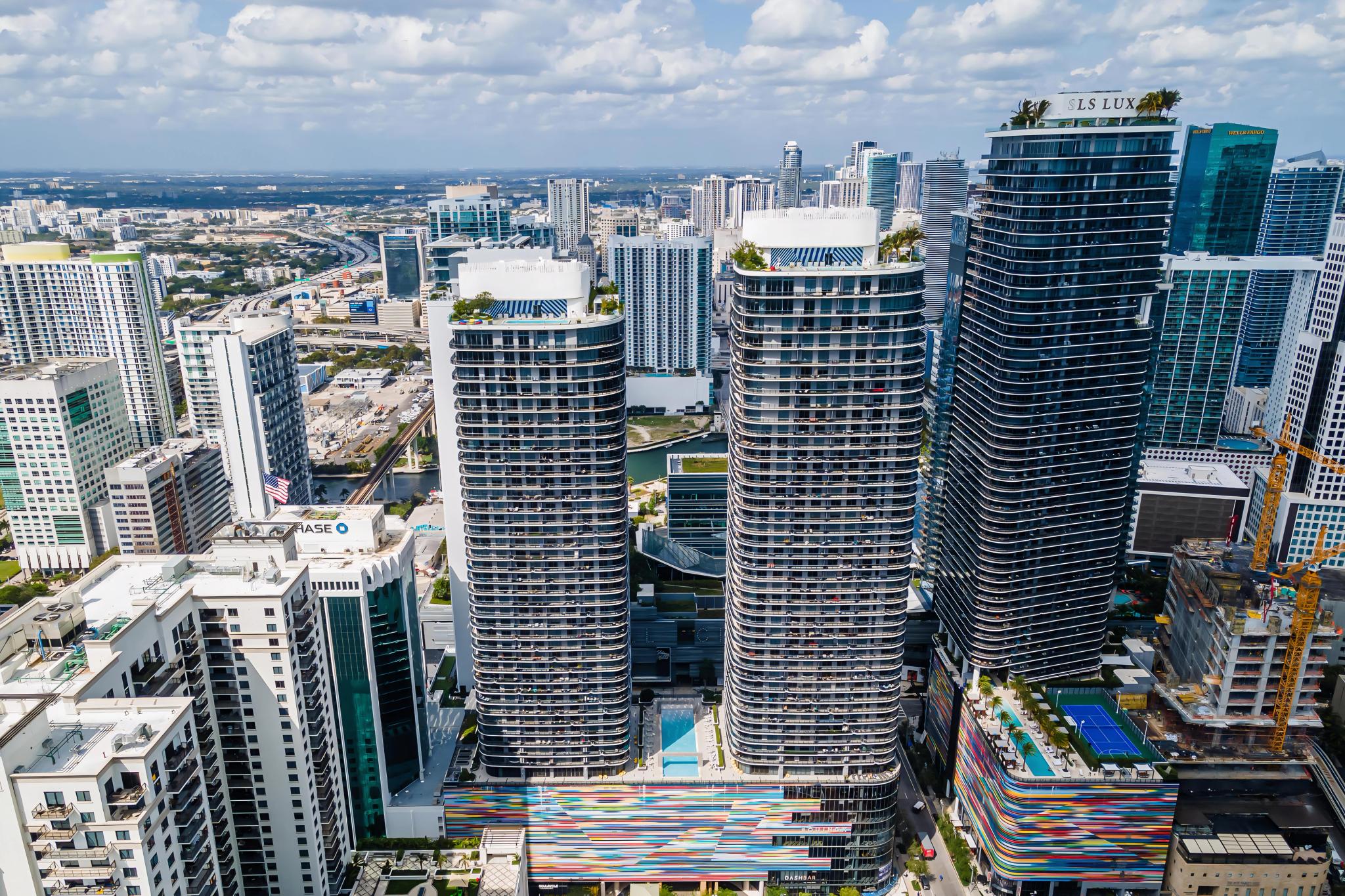 45 SW 9th St, view 11