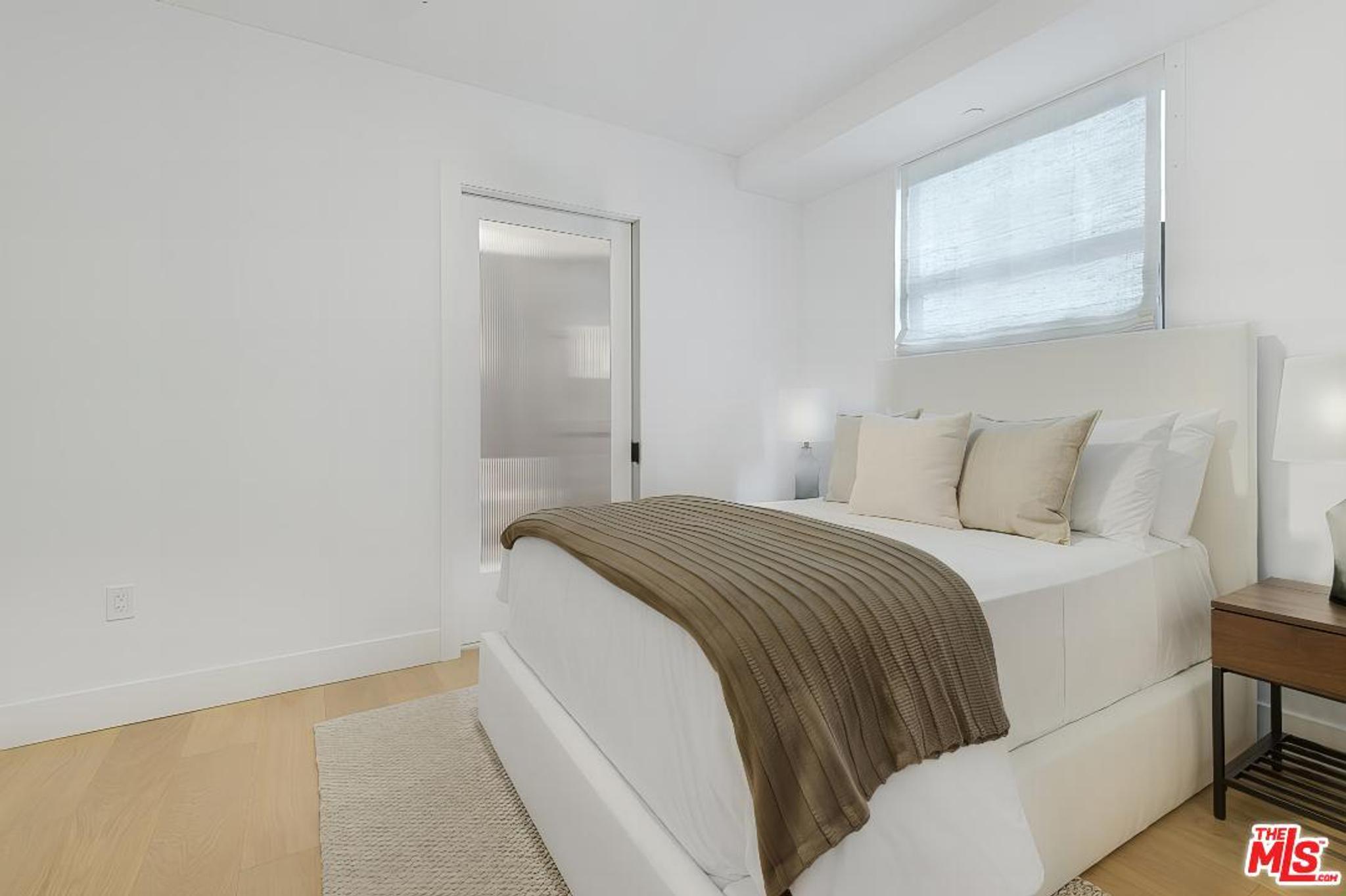 10777 Wilshire #302, view 7