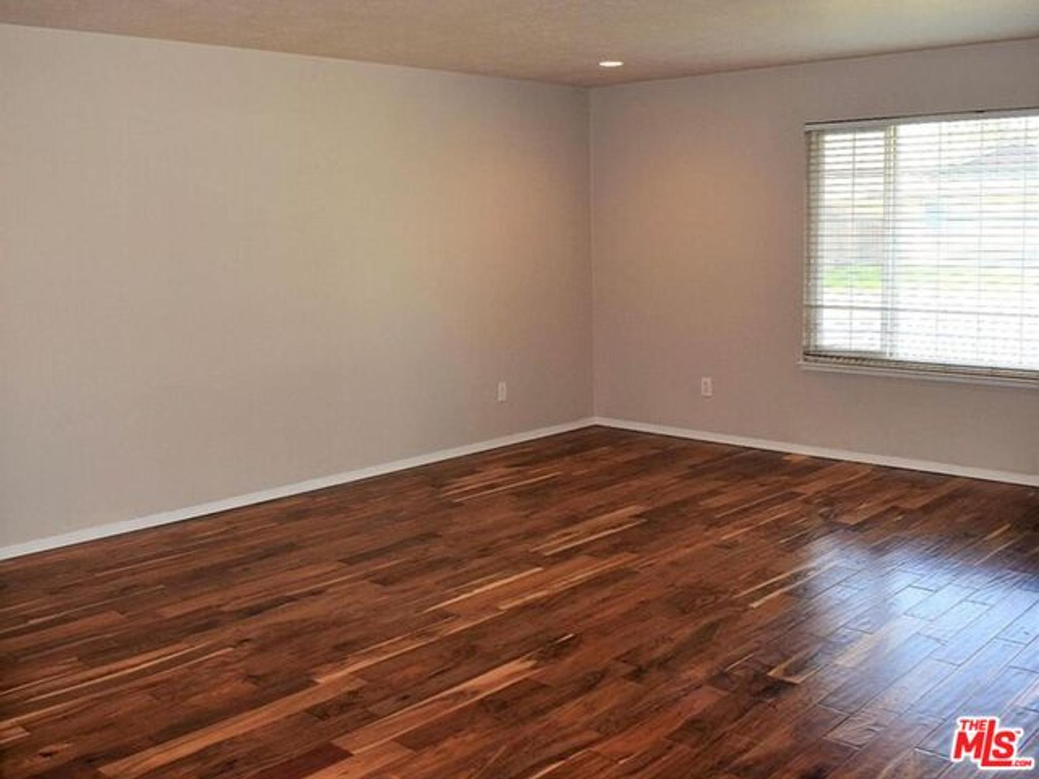 3040 Maplenut Ave, view 3