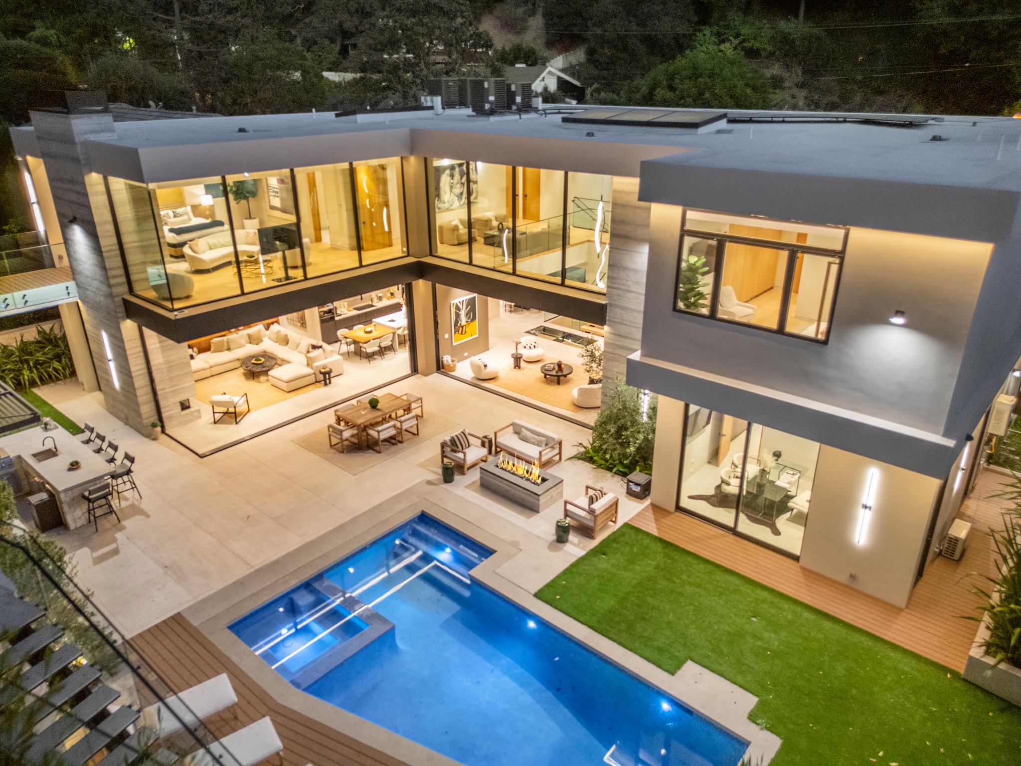 Hutton Modern