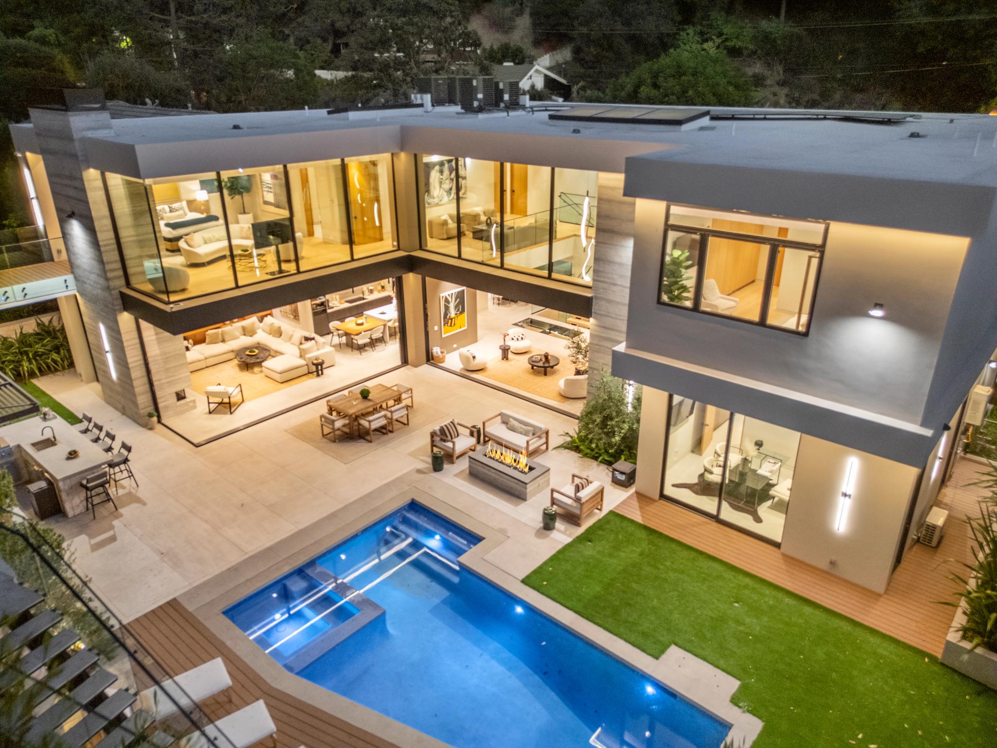 Hutton Modern