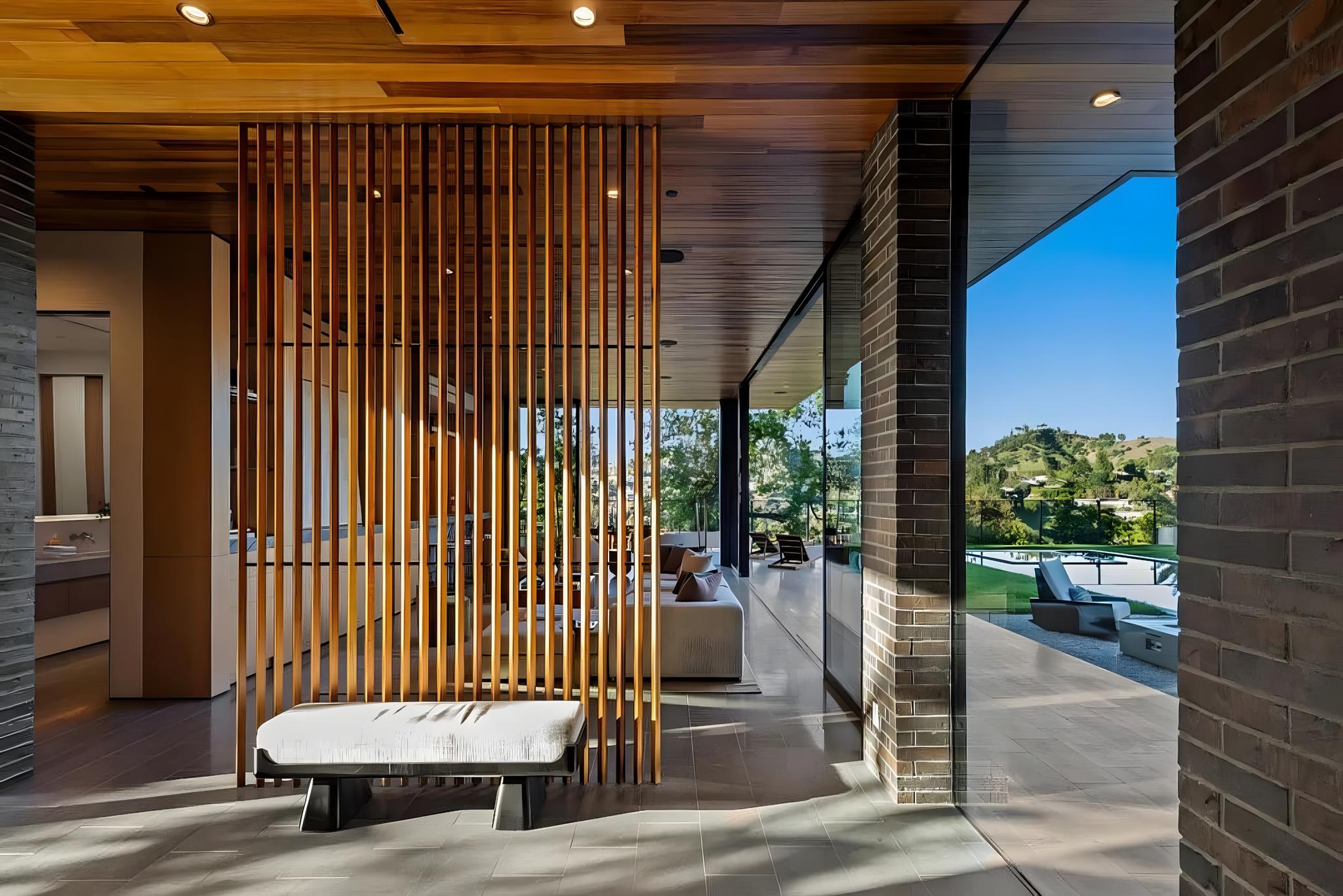 Oak Pass Manor, view 8