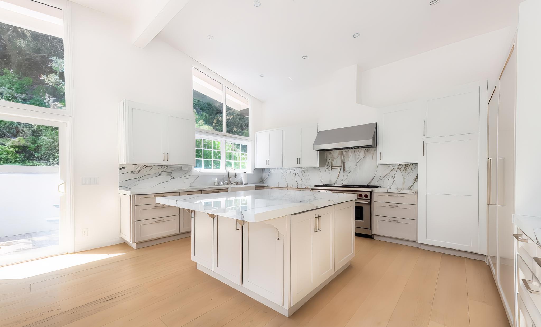 10120 Cielo Dr, view 3