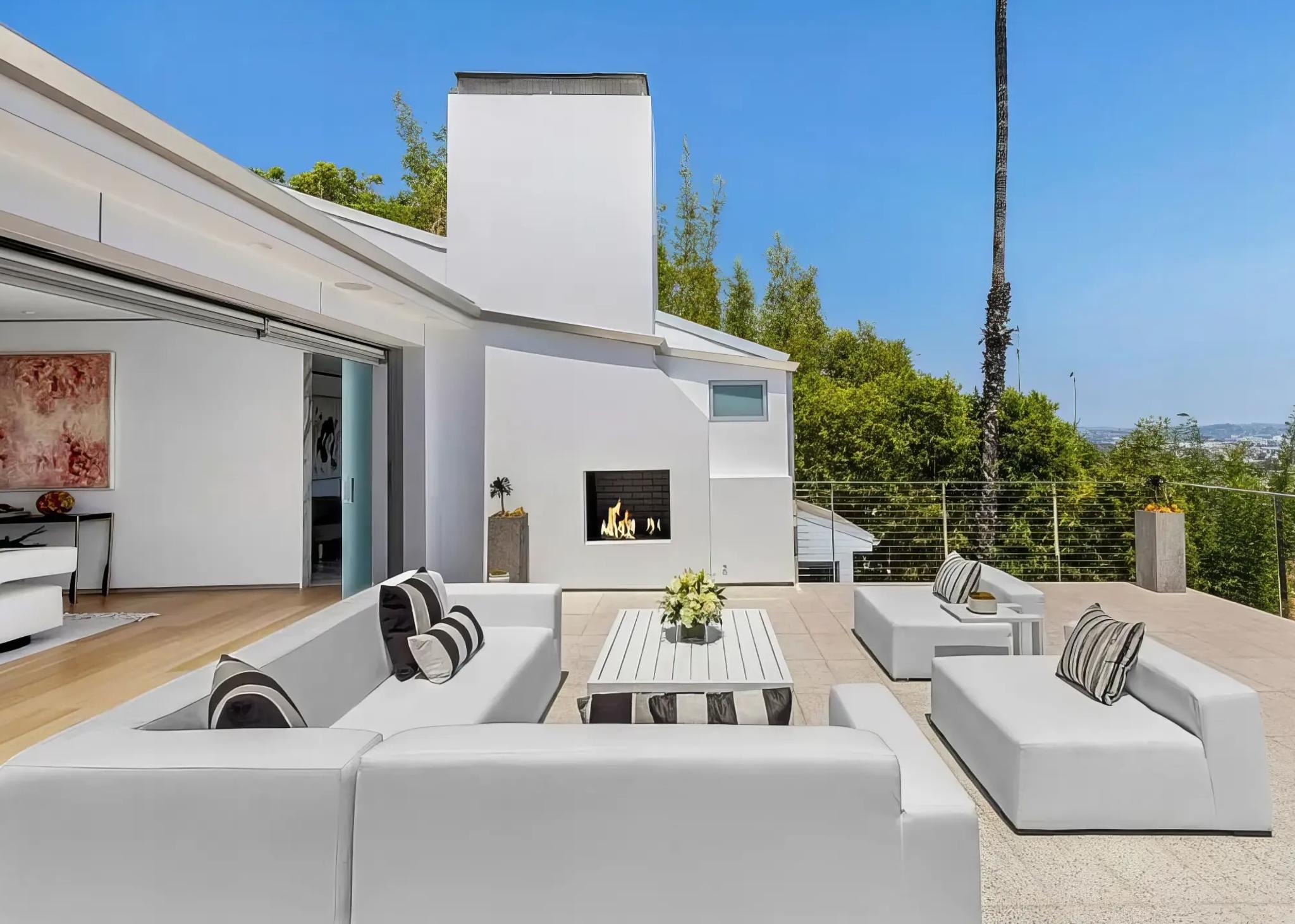 7044 Los Tilos Rd, view 13