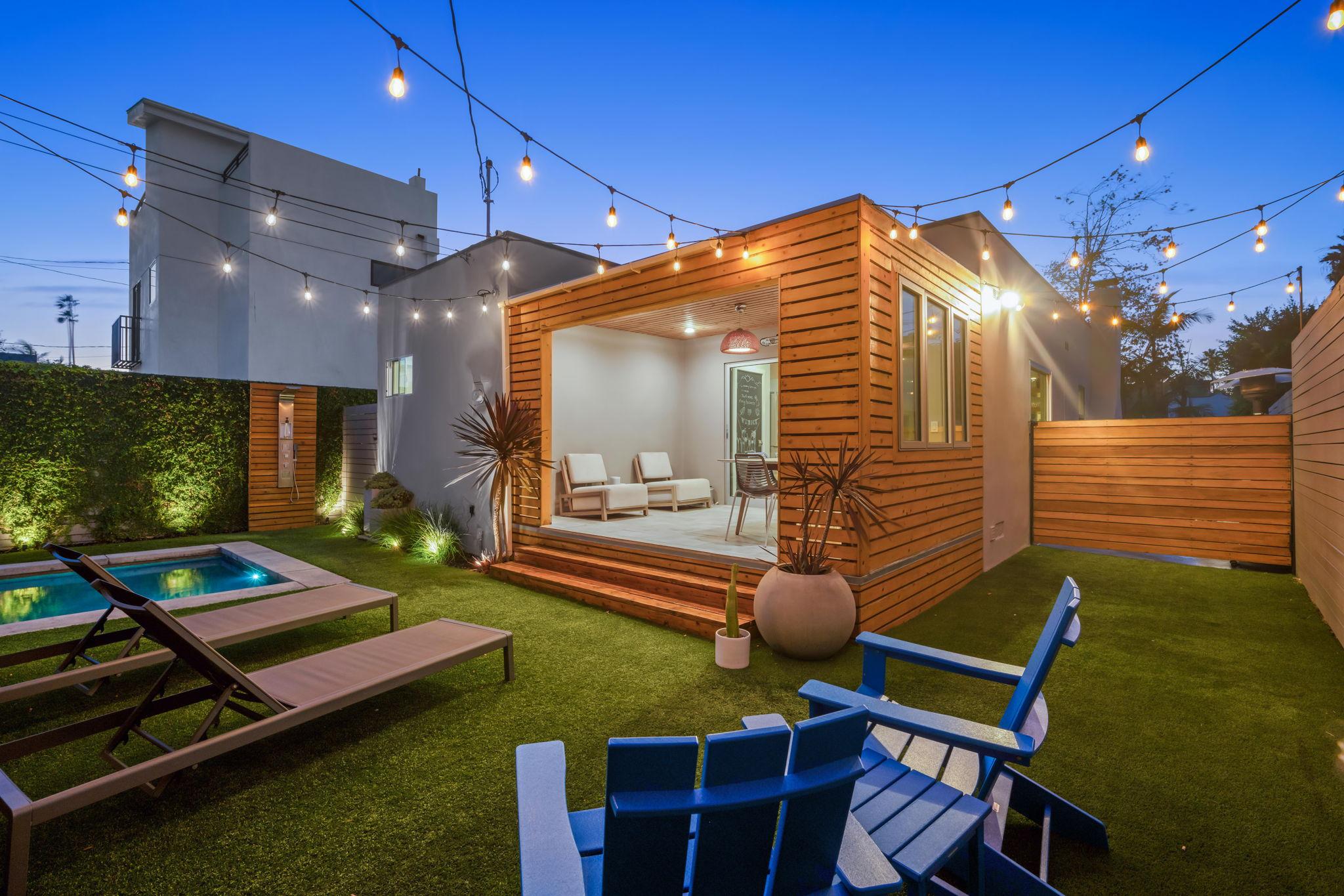 940 Venezia Ave, view 19