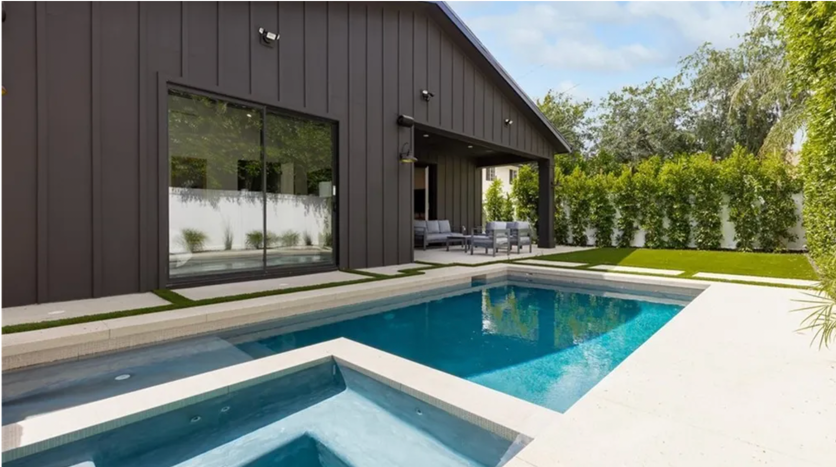 4734 Tobias Ave, view 17