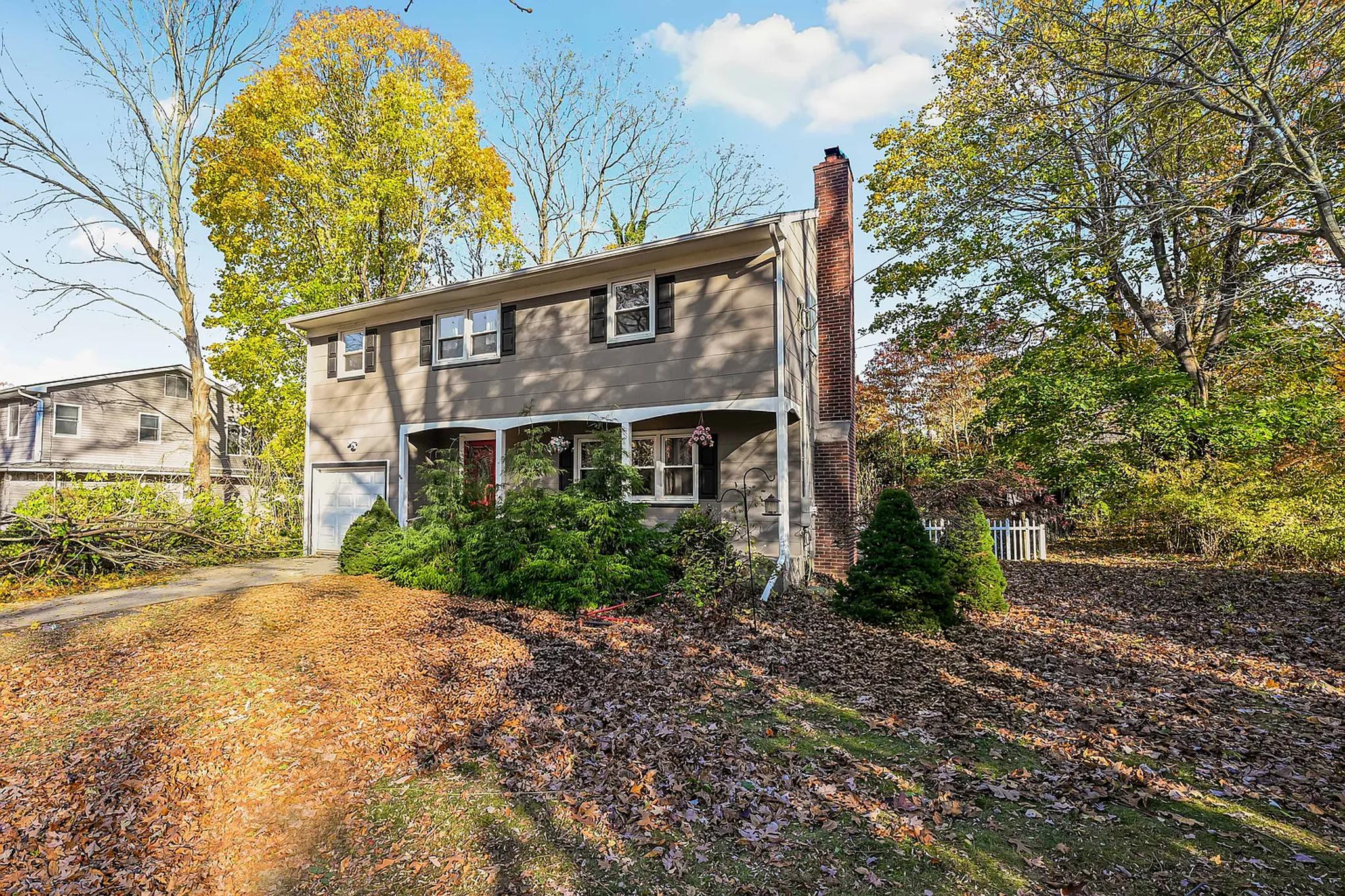 21 Harvard Rd, view 2