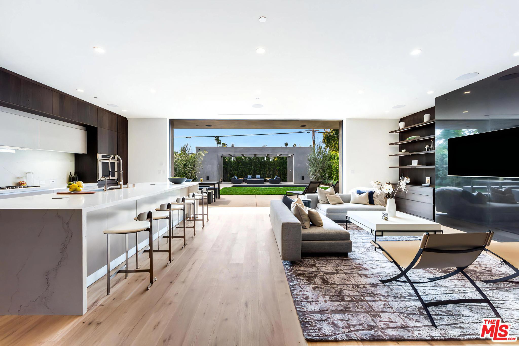 607 N Alta Vista Blvd, view 4
