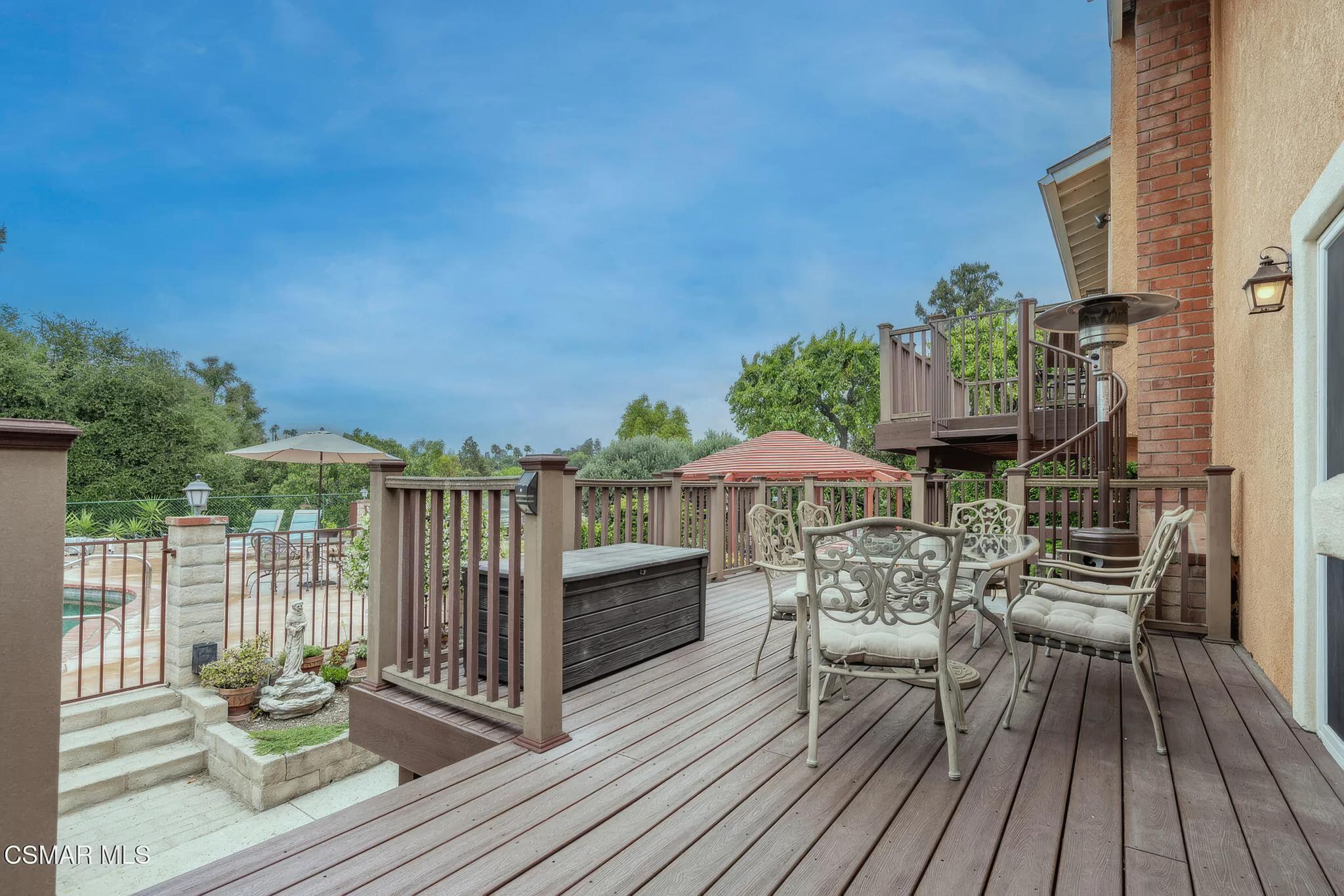 265 W Sidlee St, view 11