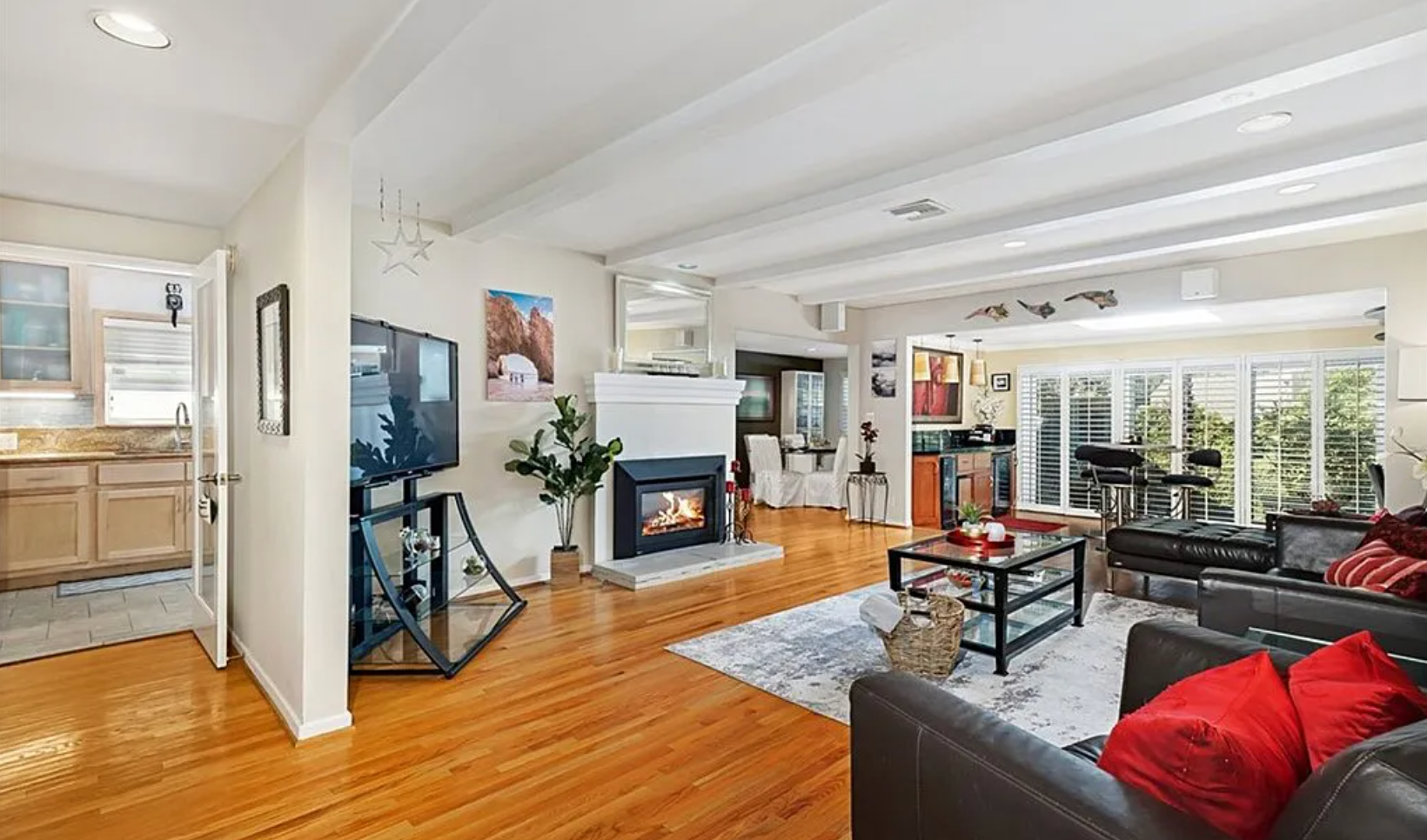 4559 Don Pio Dr, view 2