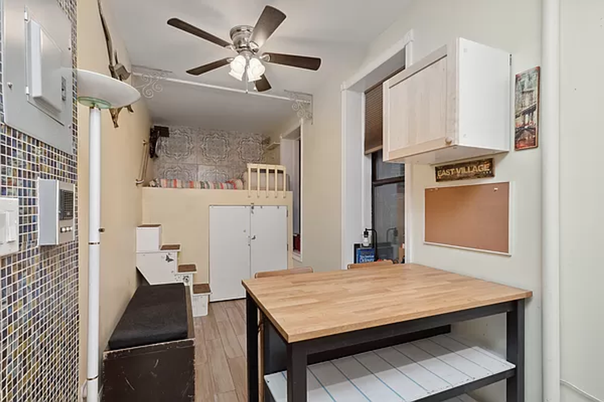 206 East 7th Street, view 3